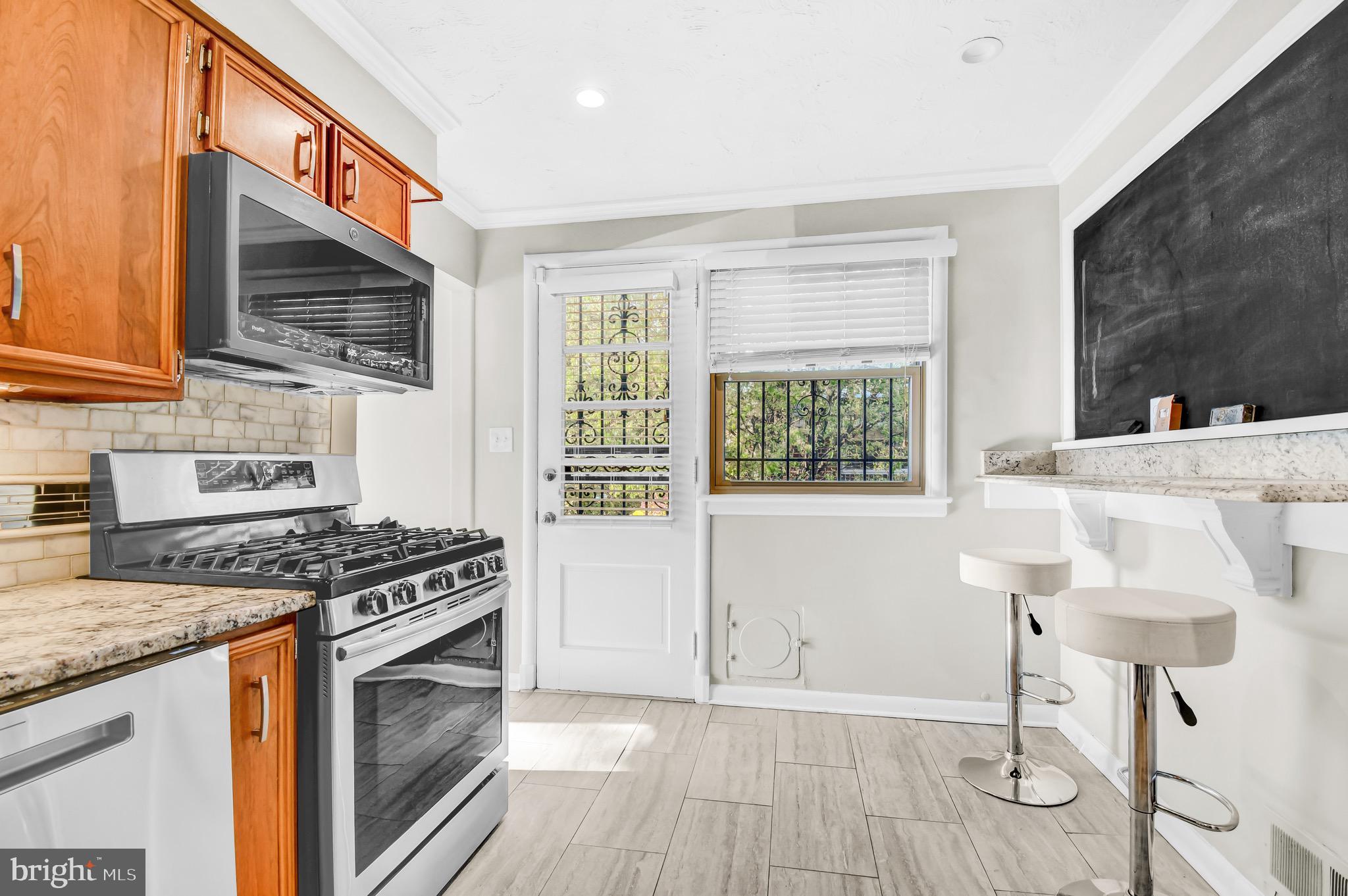 6617 13TH PLACE NW