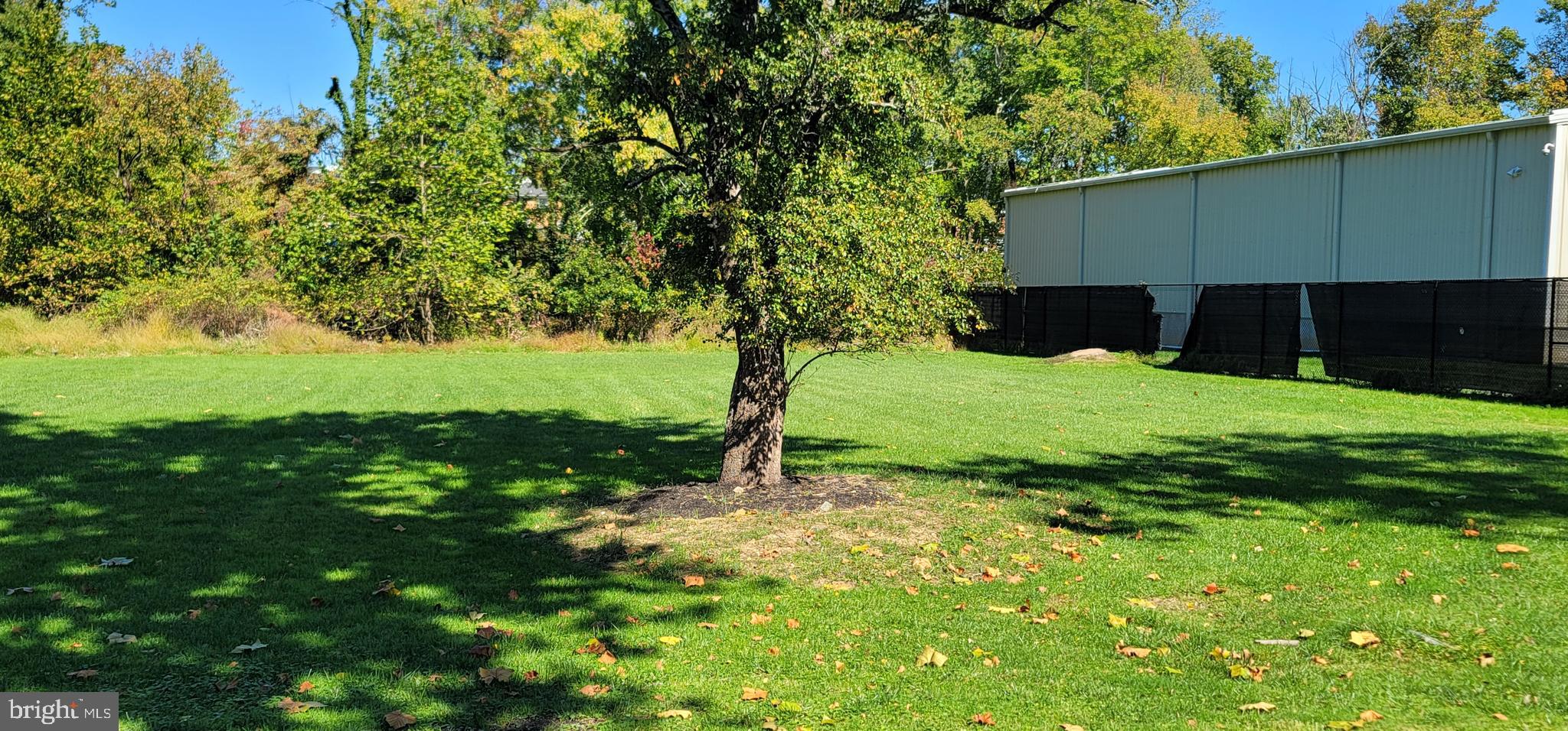 WINDSOR MILL - Residential Lease