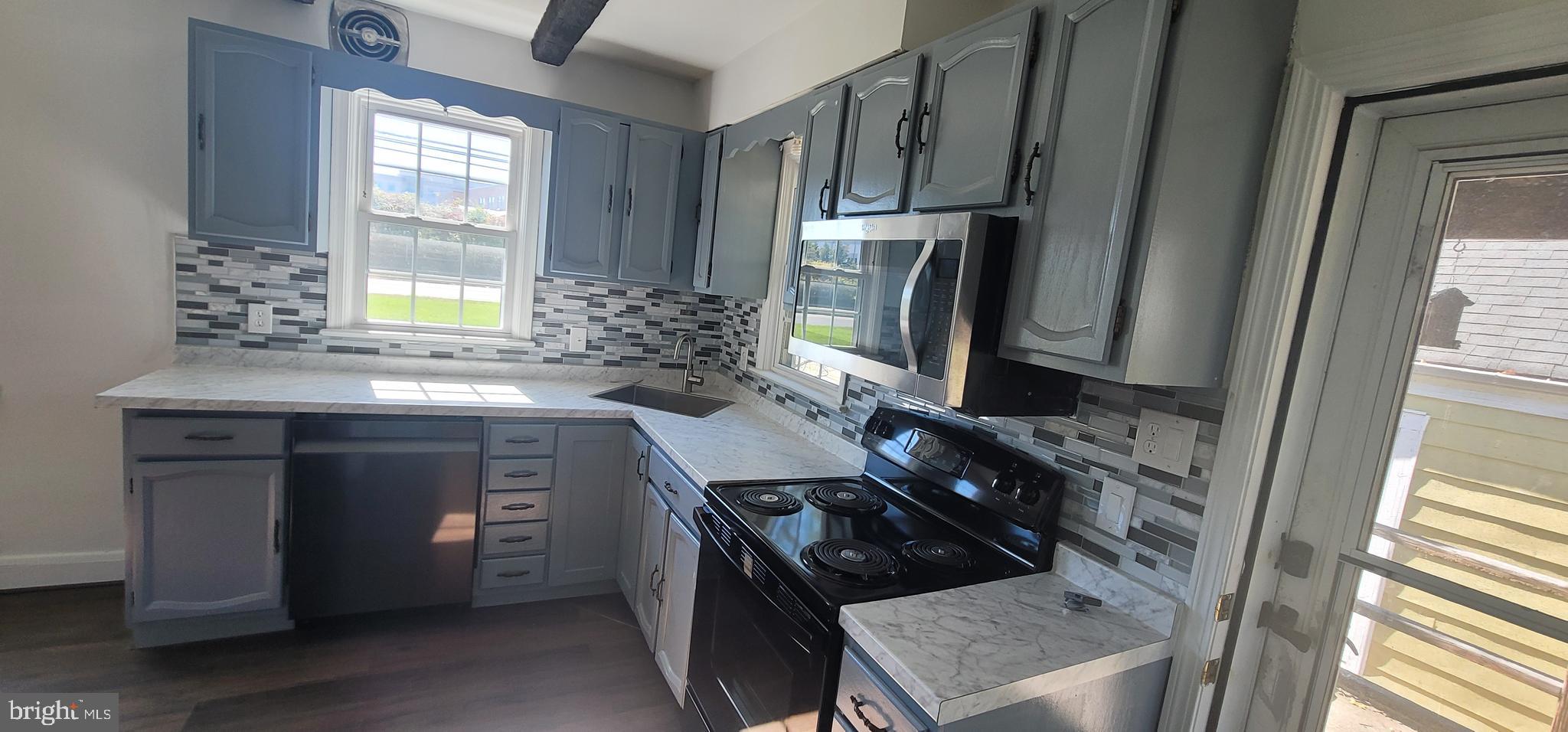 WINDSOR MILL - Residential Lease