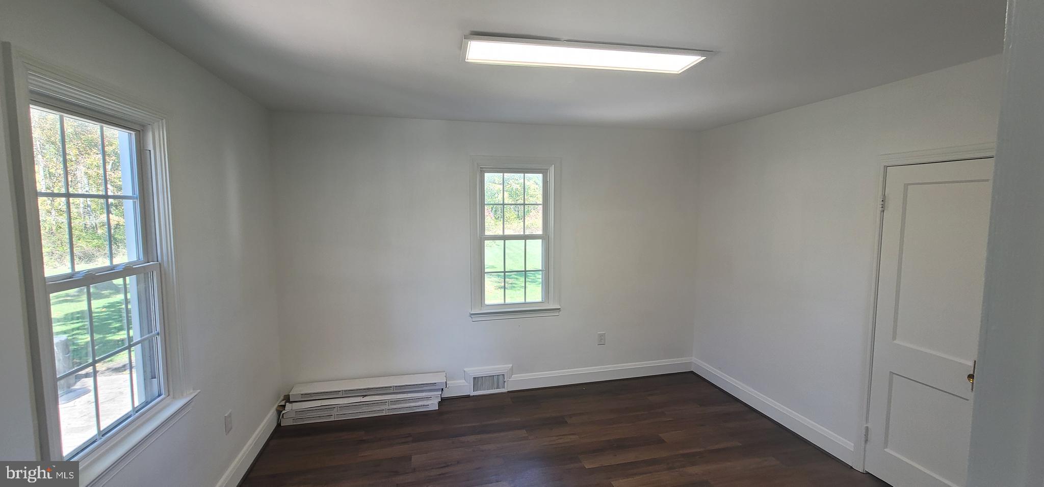 WINDSOR MILL - Residential Lease