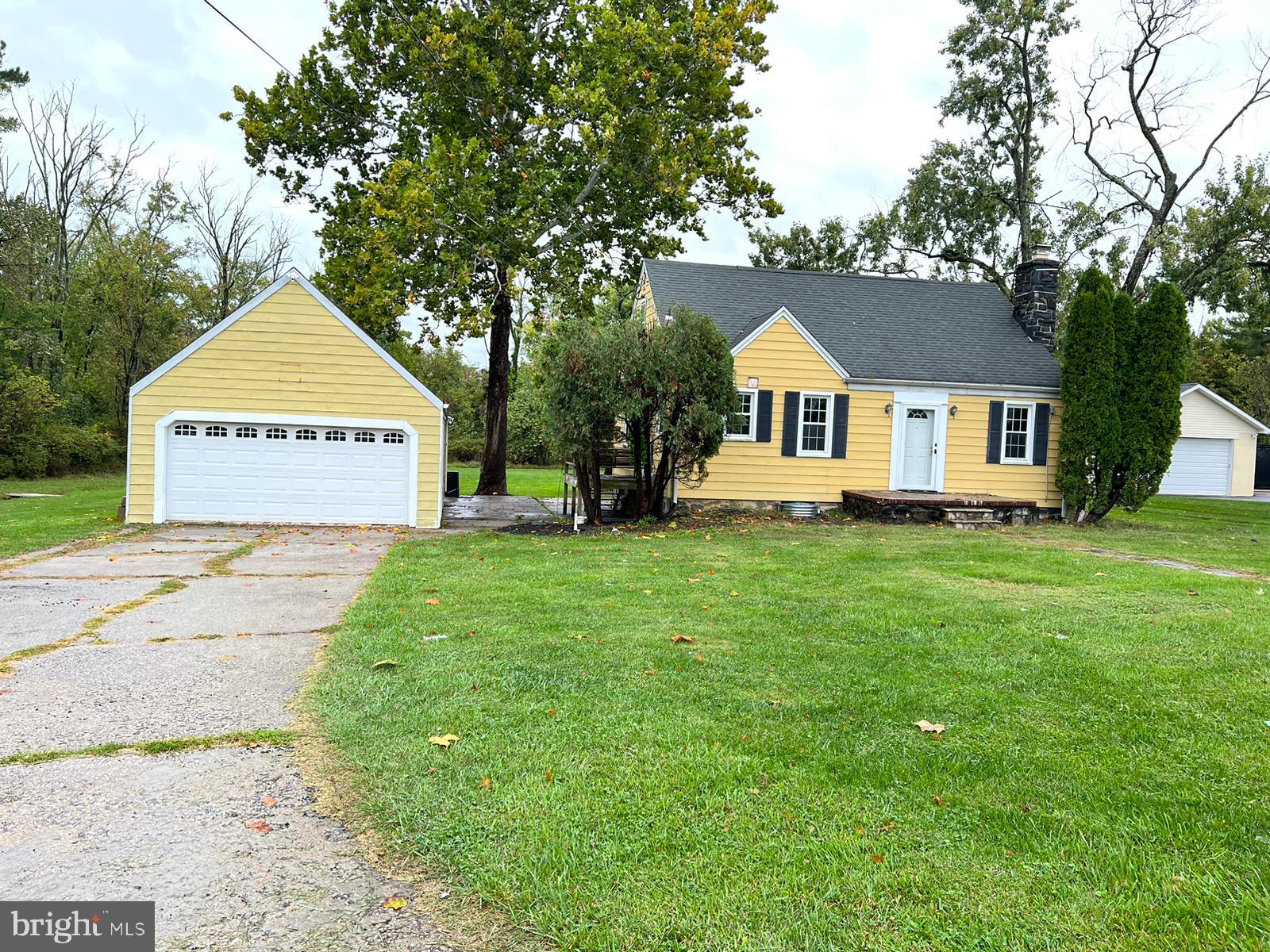 WINDSOR MILL - Residential Lease