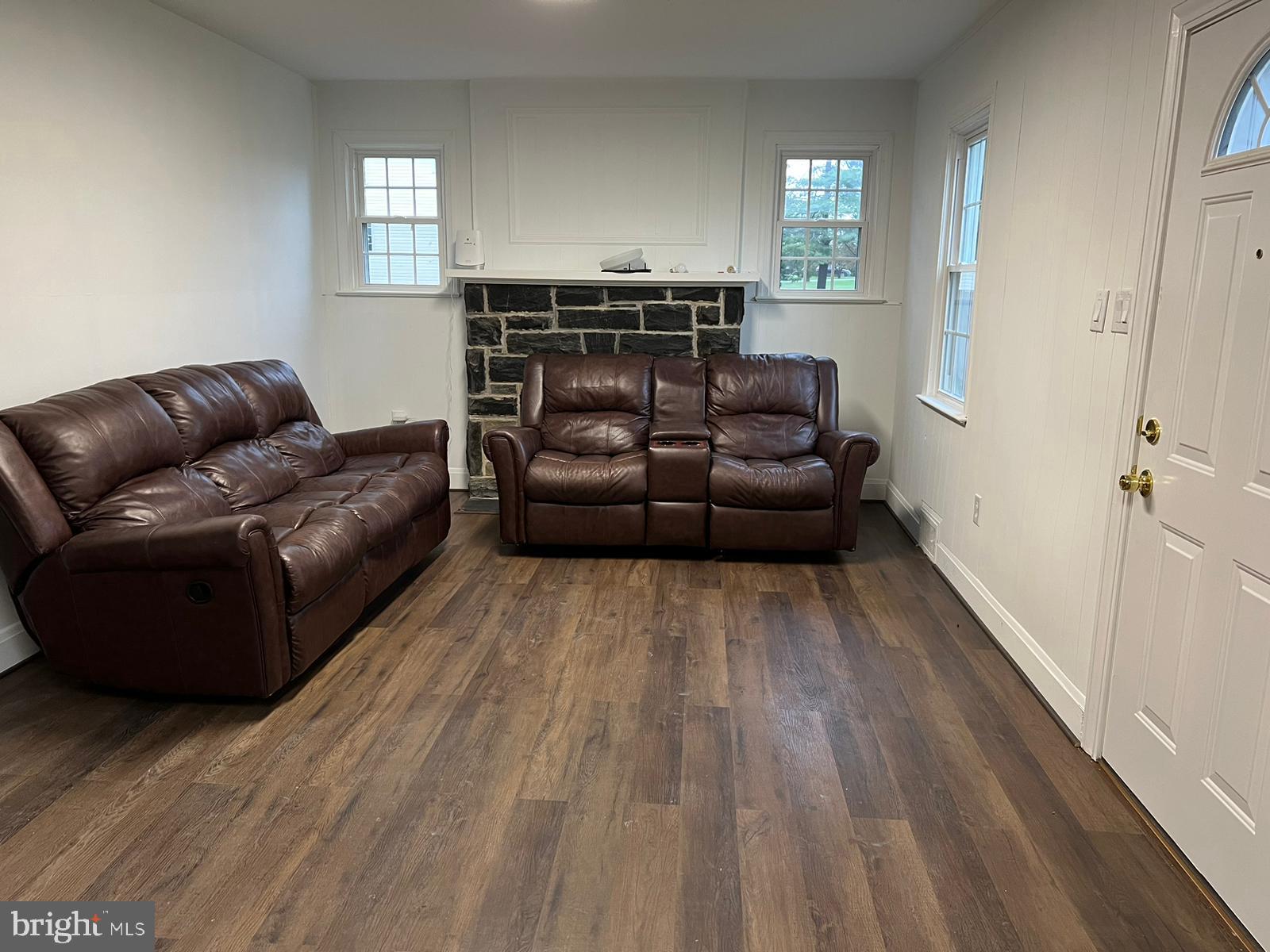 WINDSOR MILL - Residential Lease