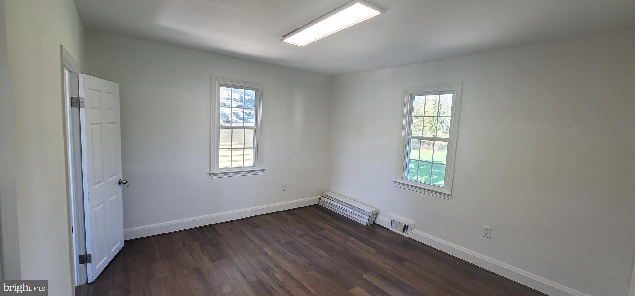 WINDSOR MILL - Residential Lease