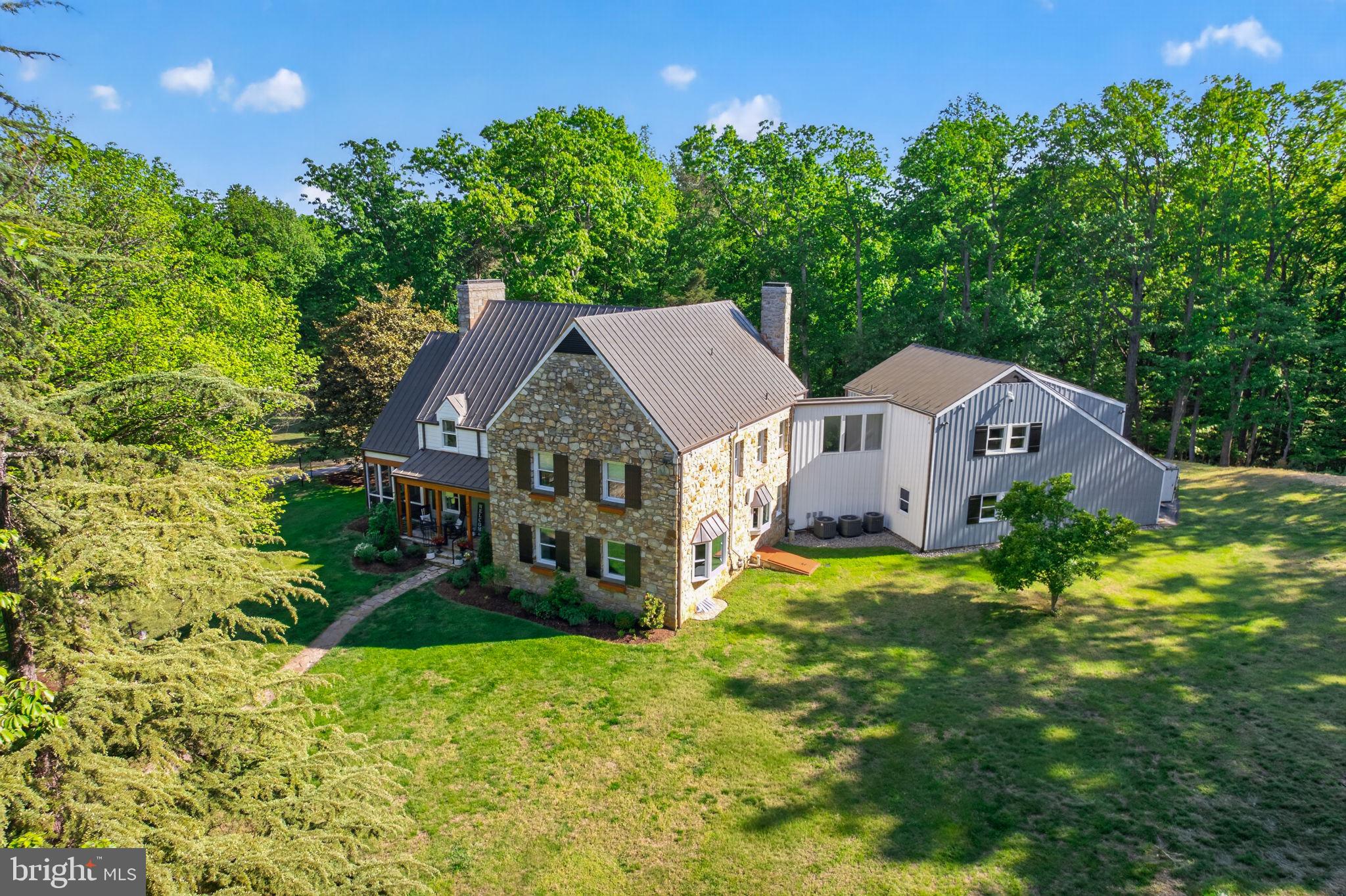 3204 MOUNTAIN ROAD