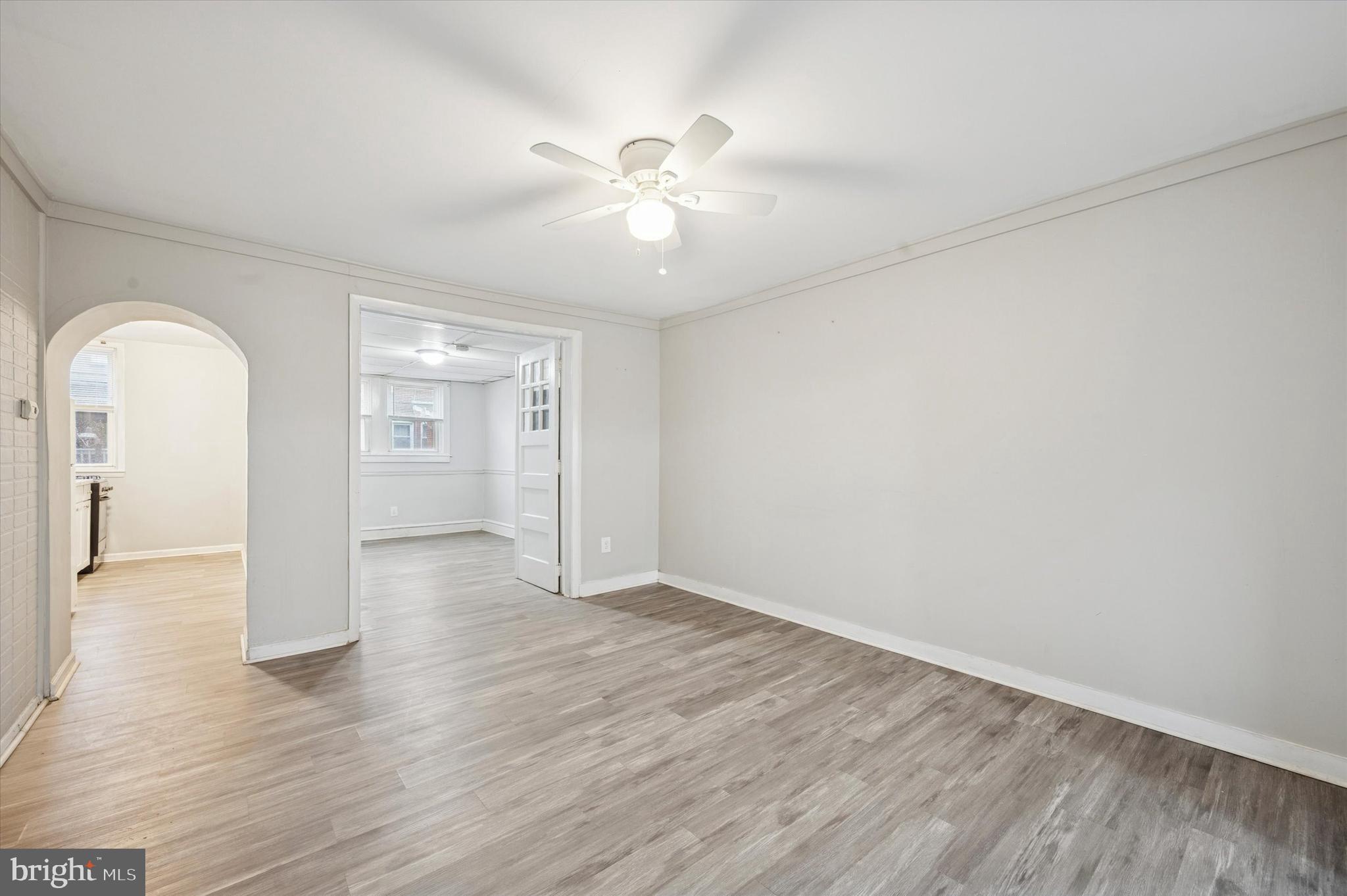 ELMWOOD PARK - Residential Lease