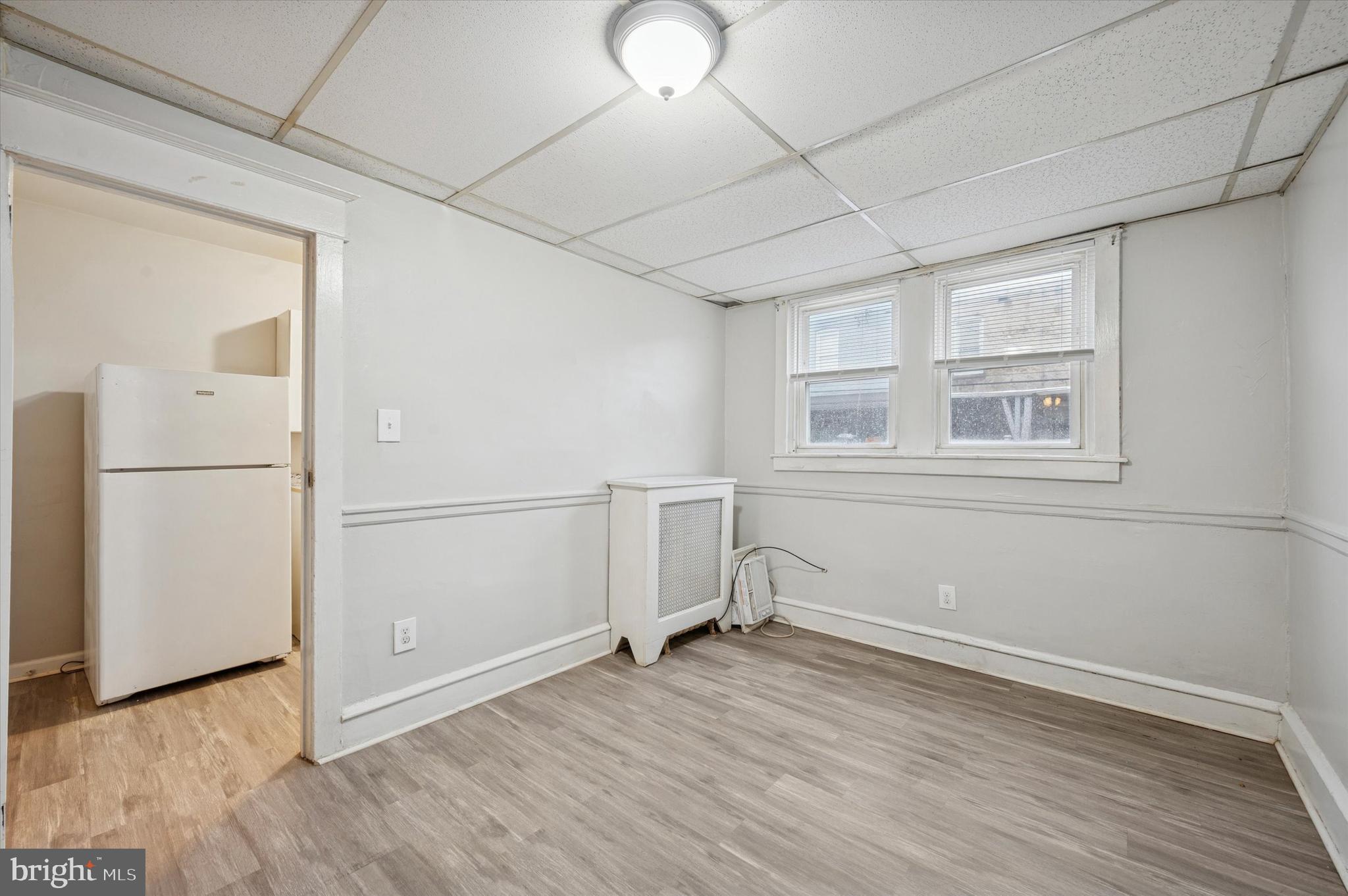 ELMWOOD PARK - Residential Lease