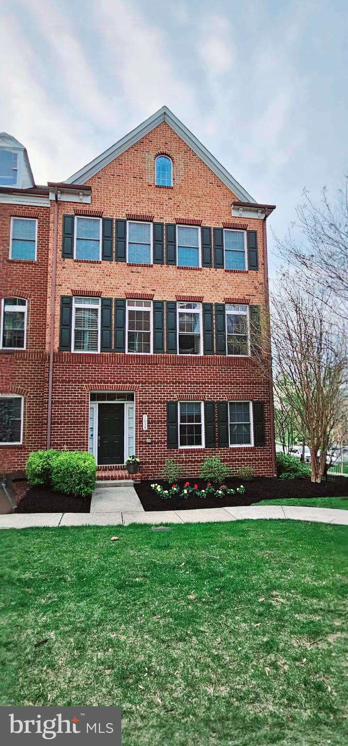 MAPLE LAWN - Residential