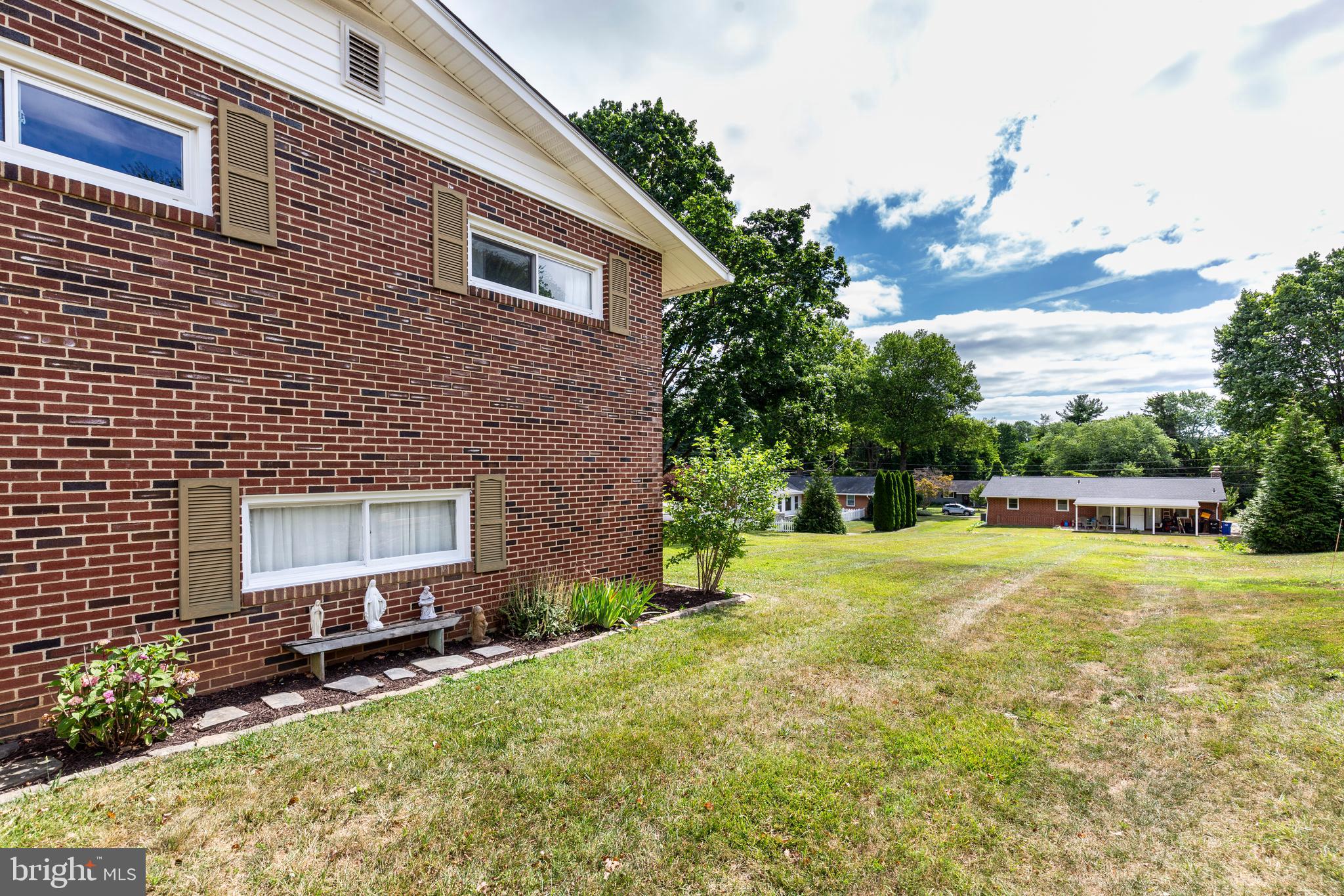 FAIRFIELD - Residential