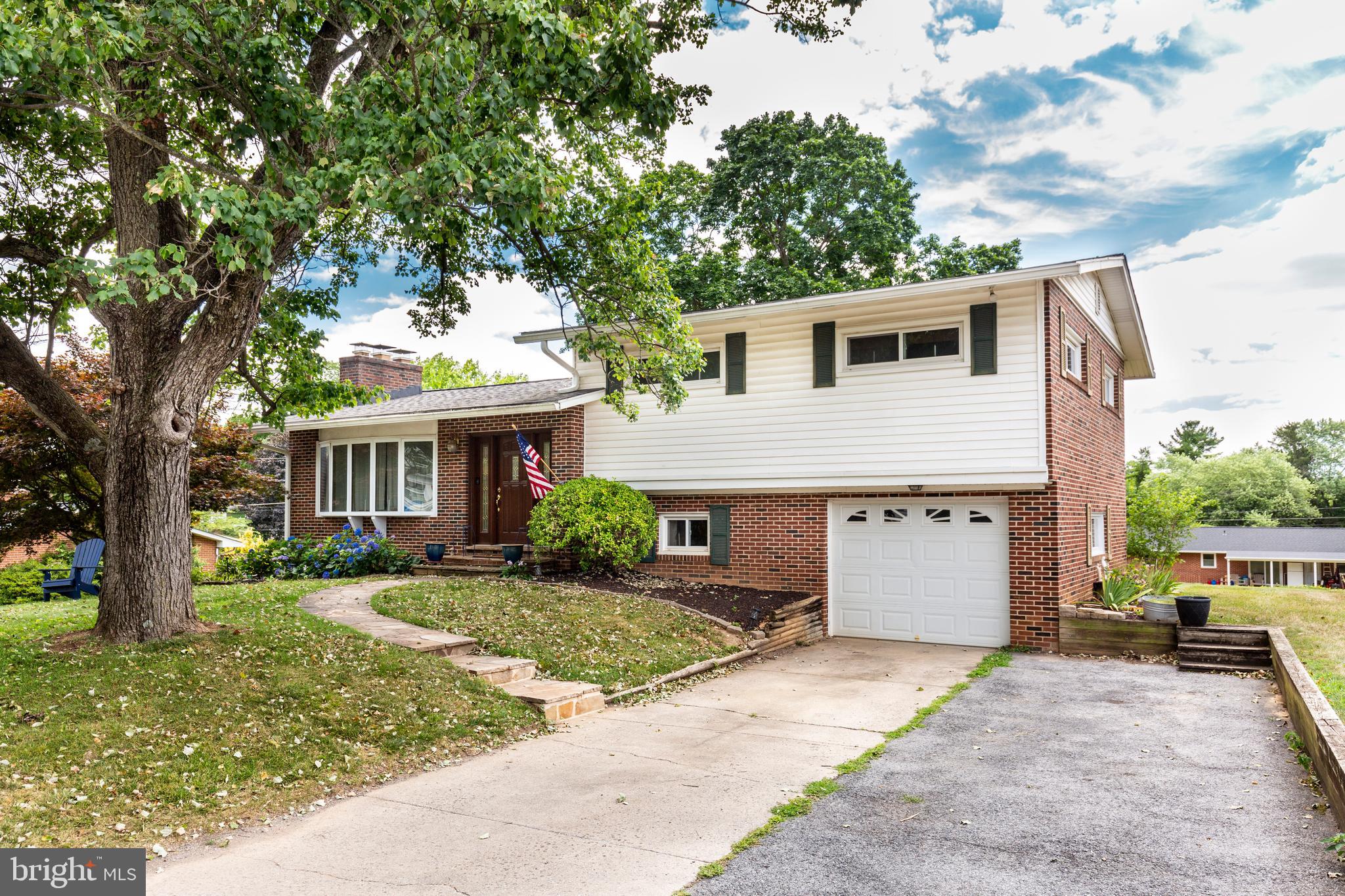 FAIRFIELD - Residential