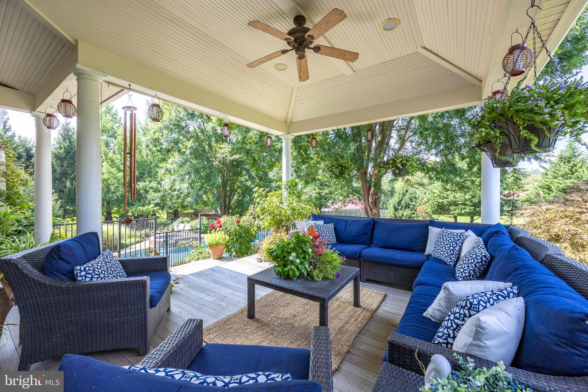 FIELDSTONE FARM - Residential