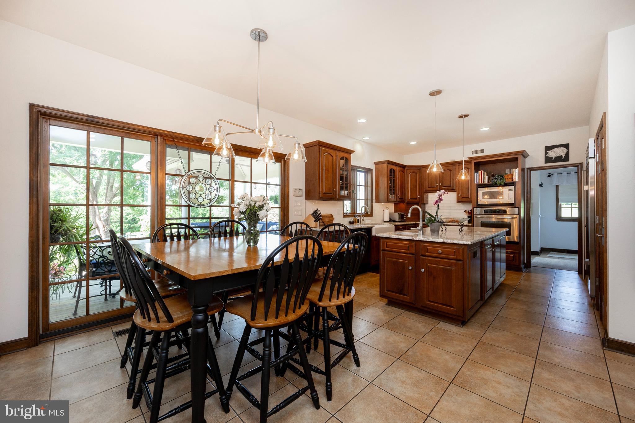 FIELDSTONE FARM - Residential