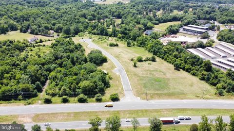 4545 LEE HIGHWAY WARRENTON VA 20187