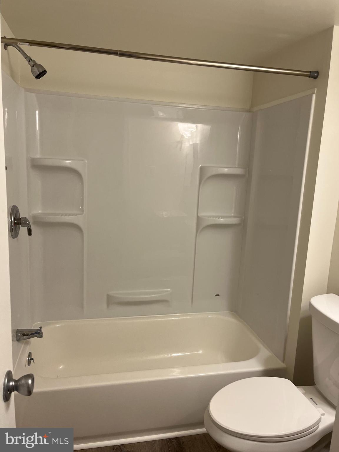 FOXCROFT COLONY CONDOS - Residential Lease