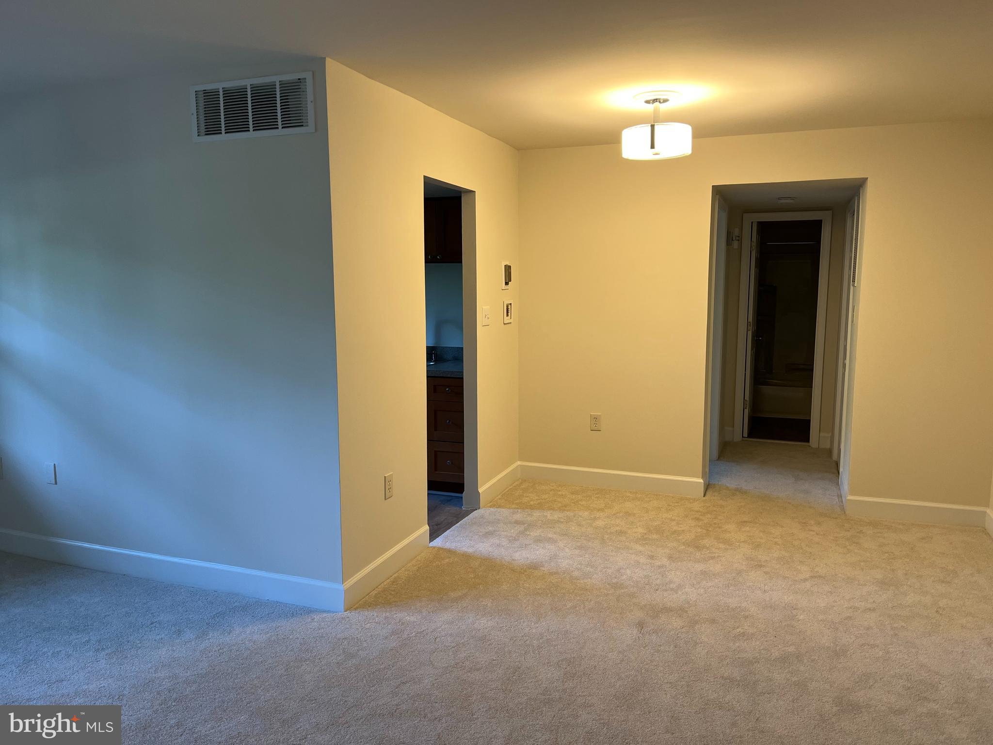 FOXCROFT COLONY CONDOS - Residential Lease