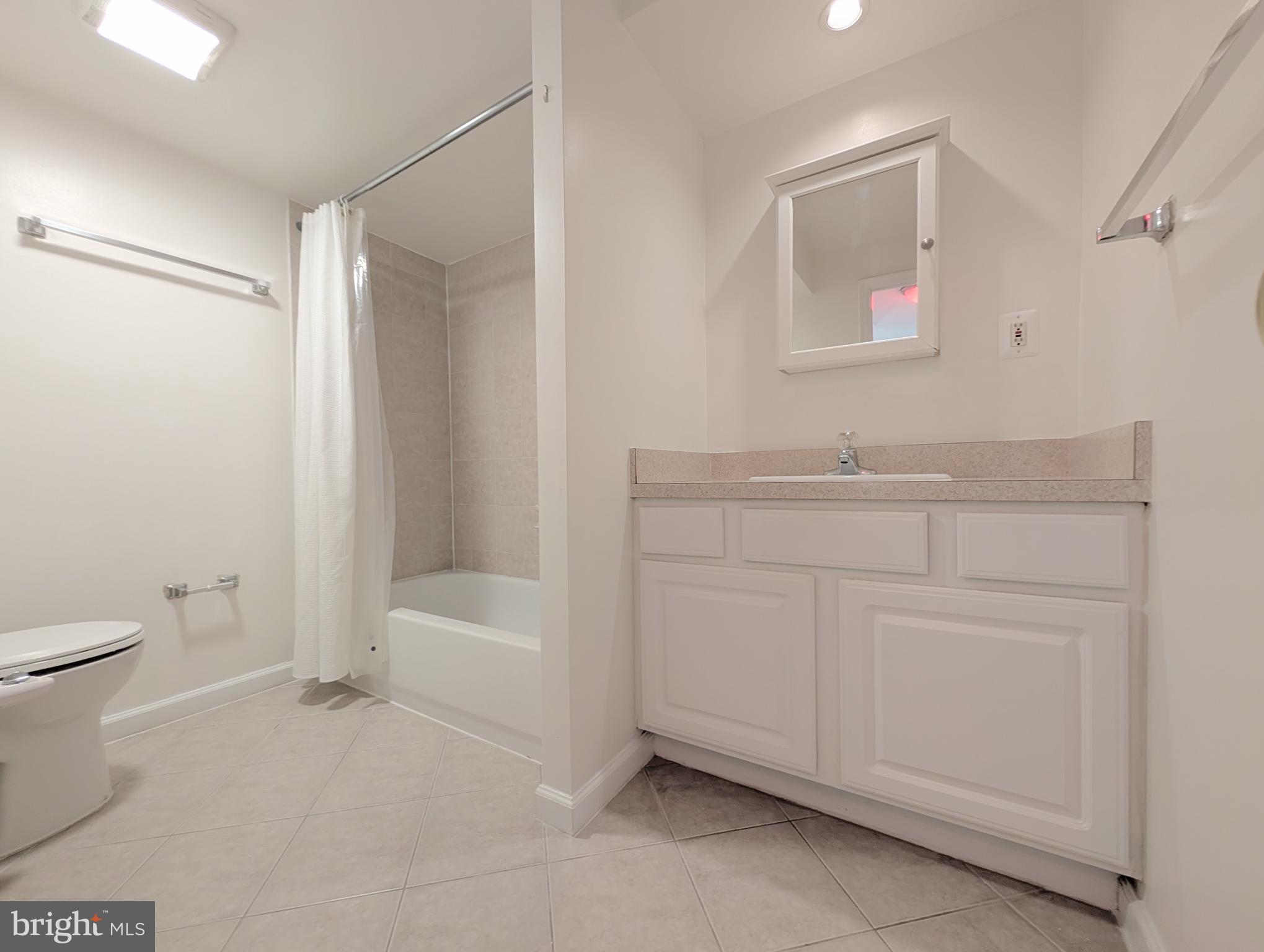 THE OASIS CONDOMINIUMS - Residential