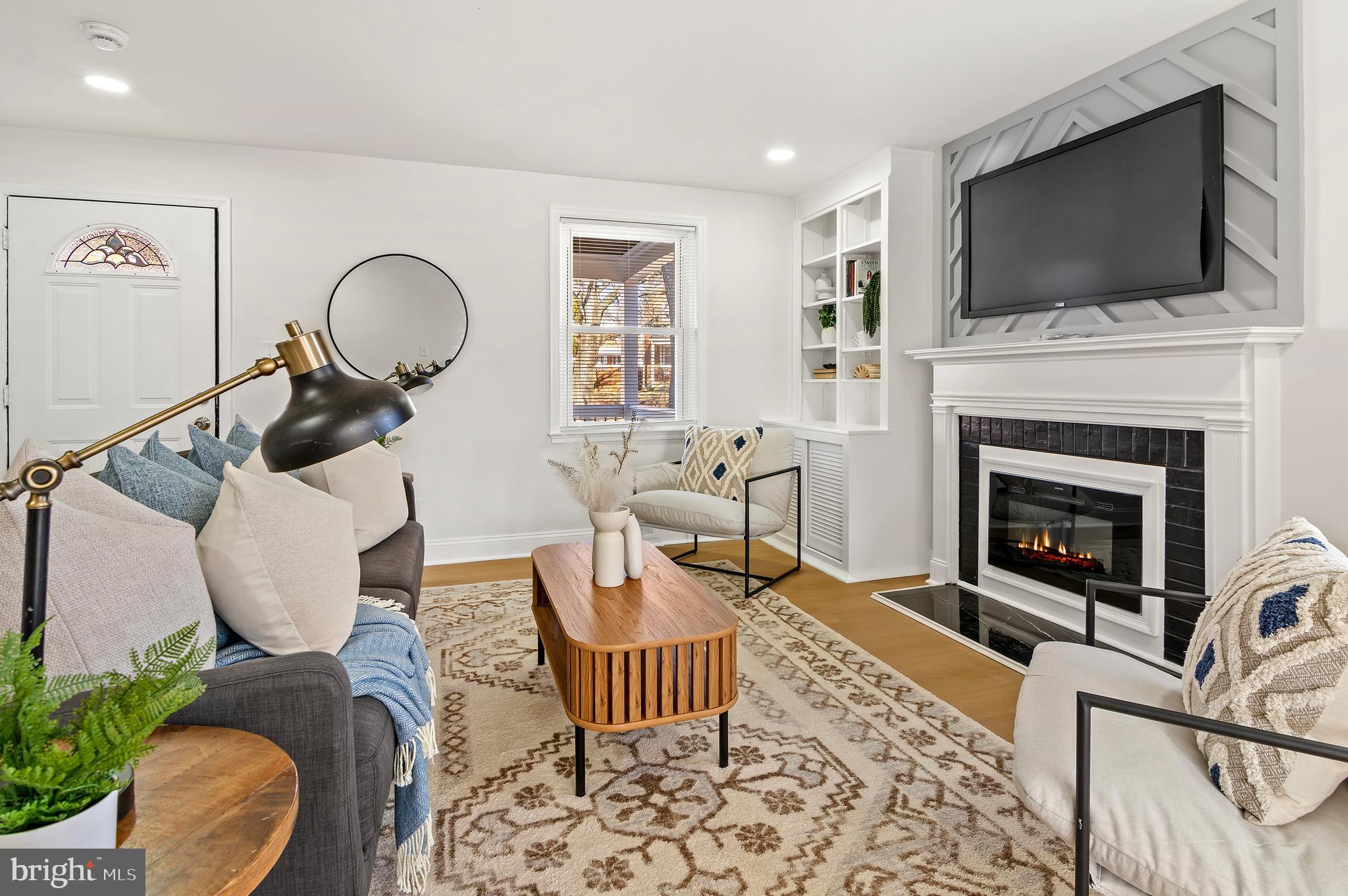 PERRING LOCH - Residential