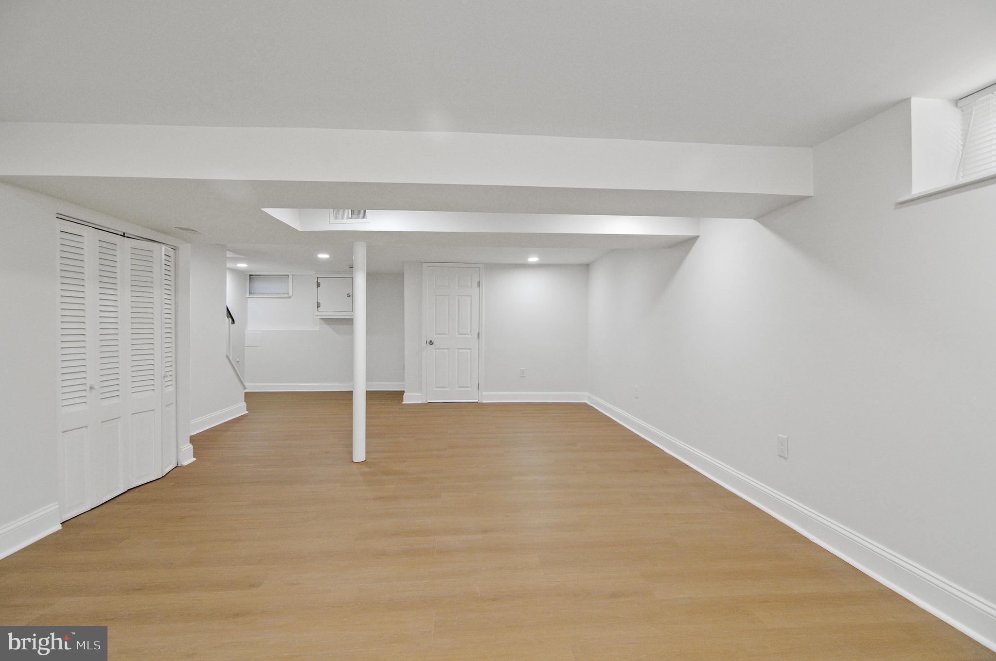 PERRING LOCH - Residential