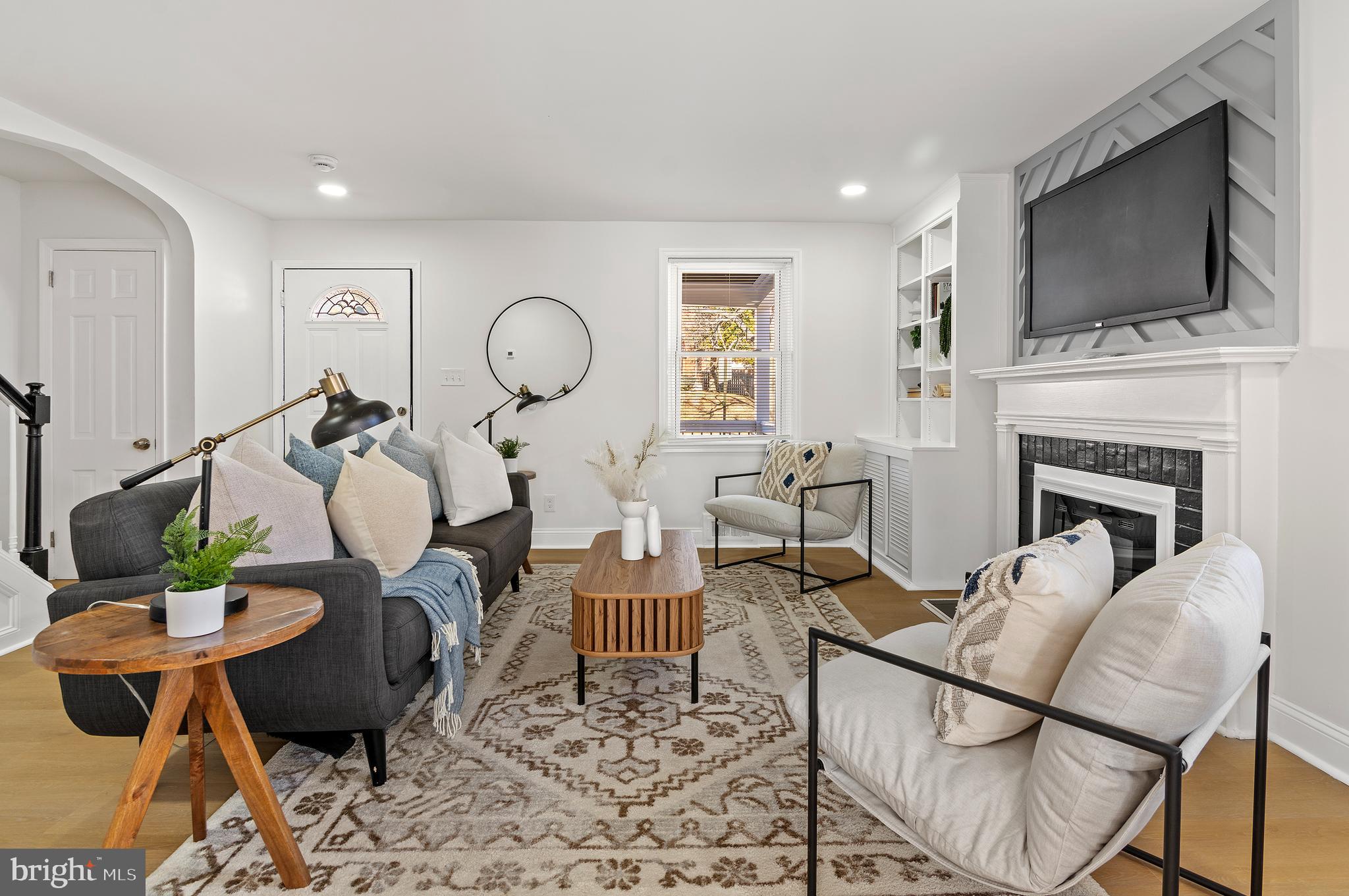 PERRING LOCH - Residential