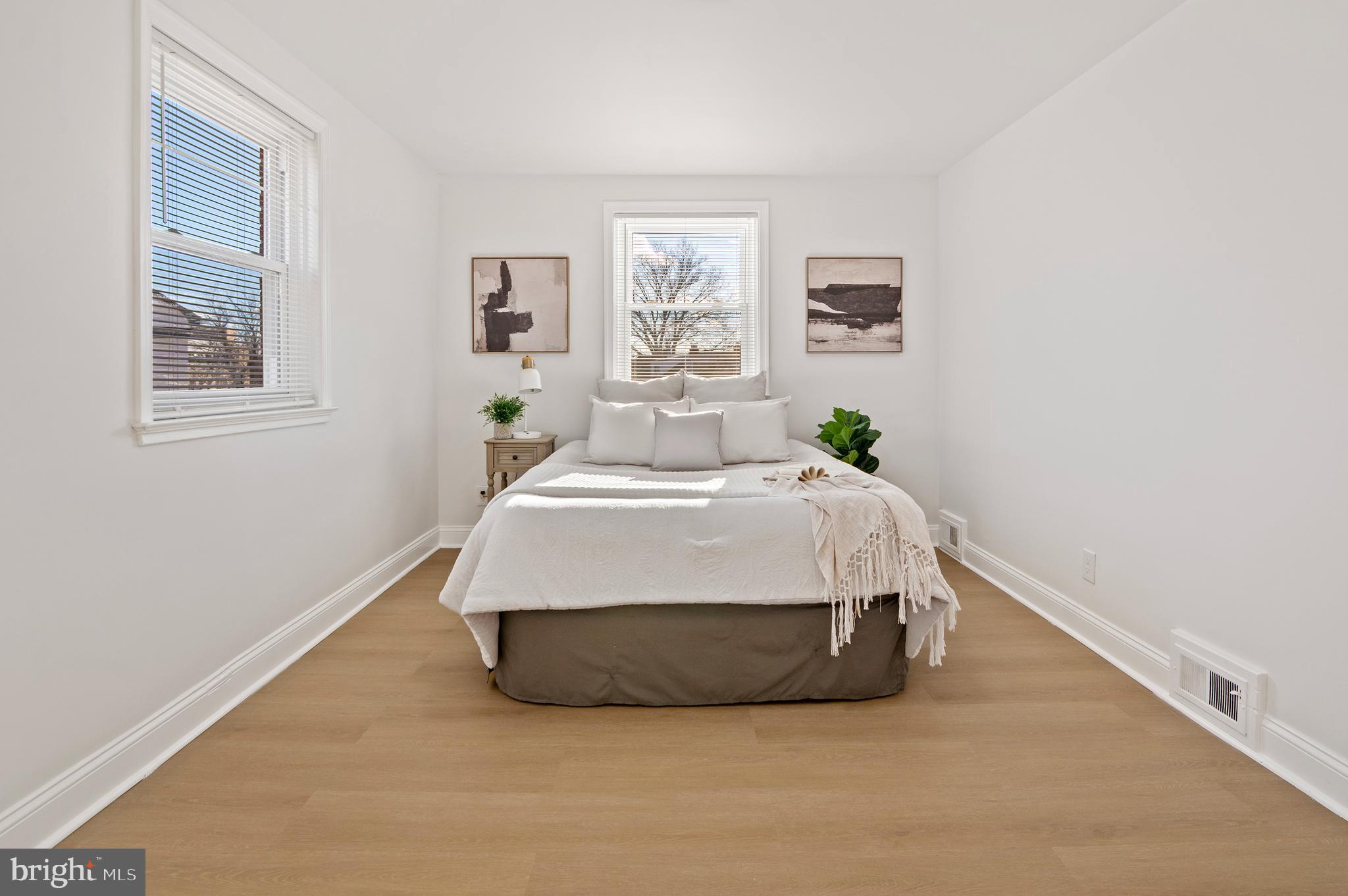 PERRING LOCH - Residential