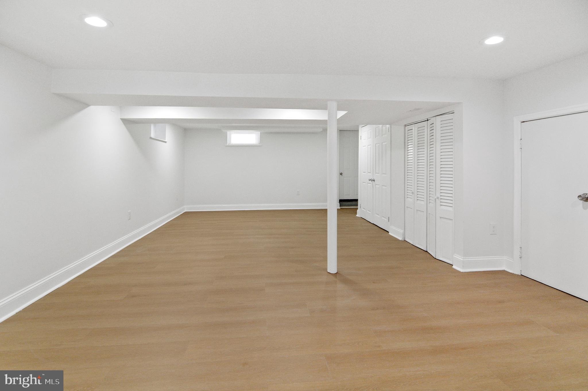 PERRING LOCH - Residential