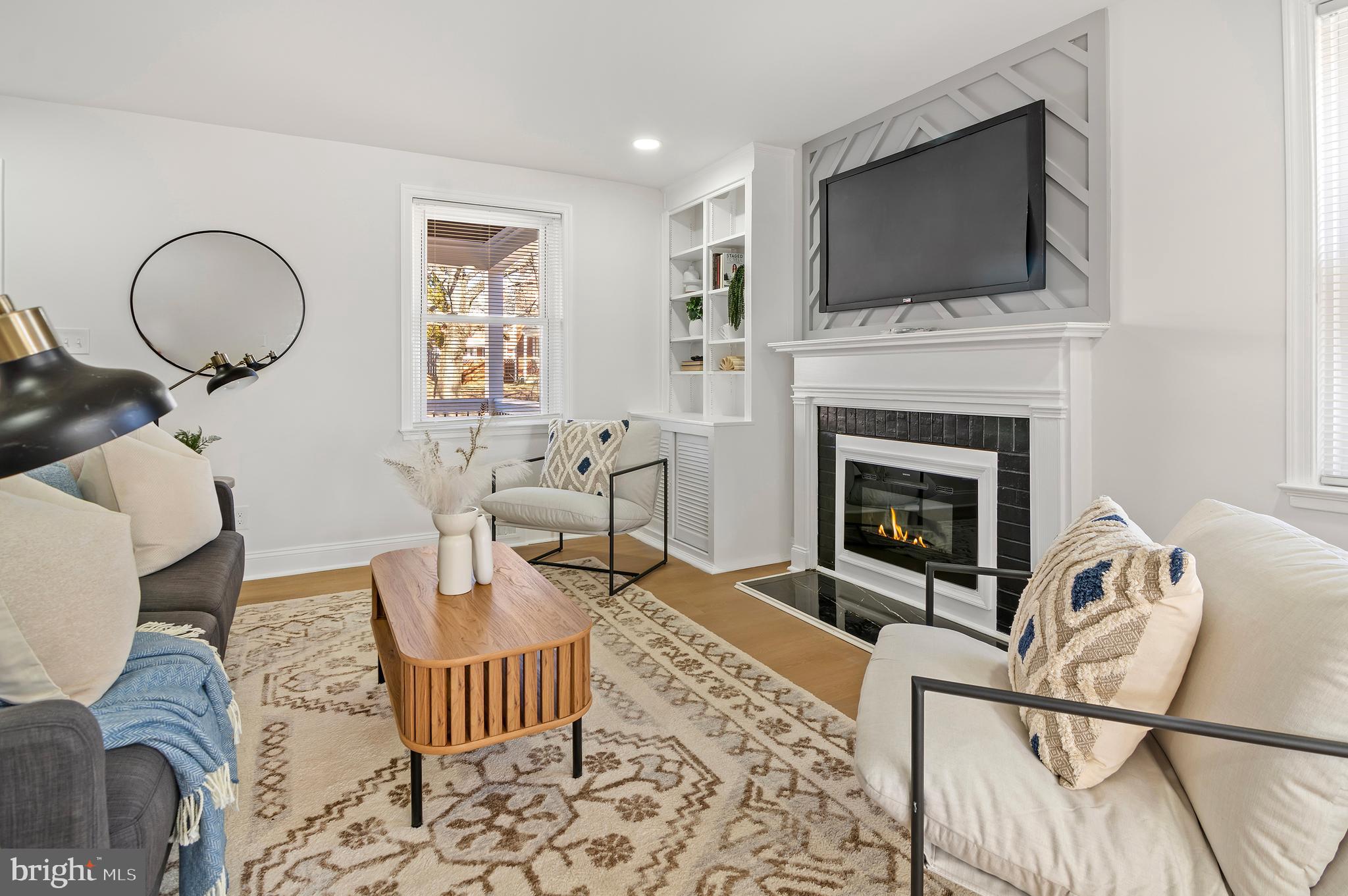 PERRING LOCH - Residential