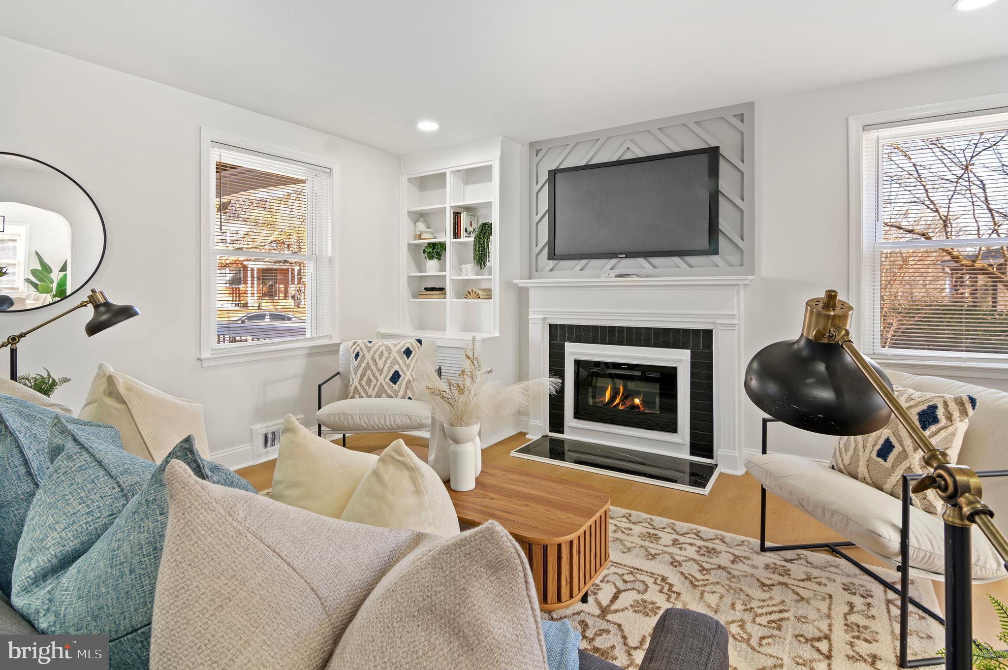 PERRING LOCH - Residential