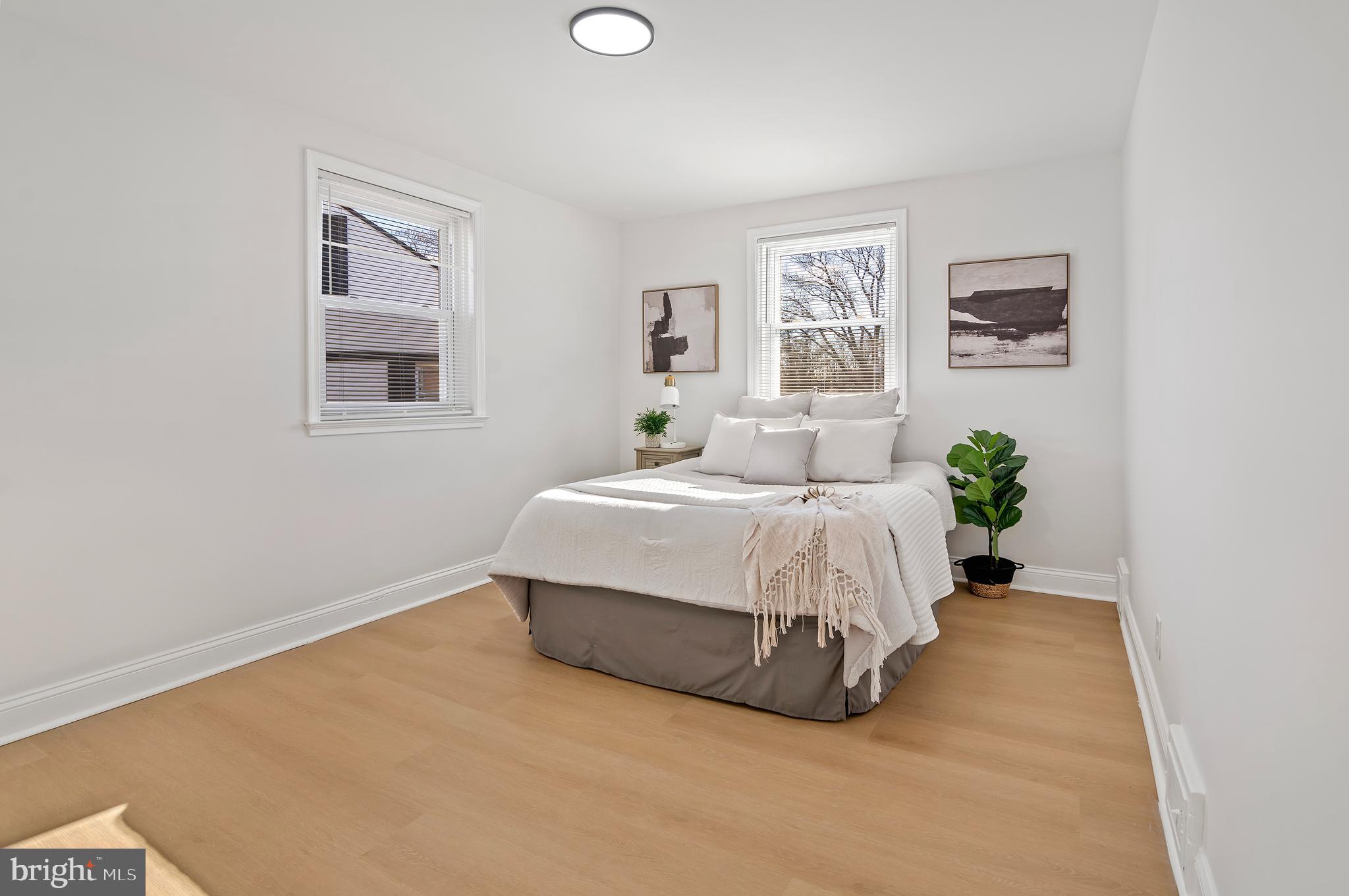 PERRING LOCH - Residential