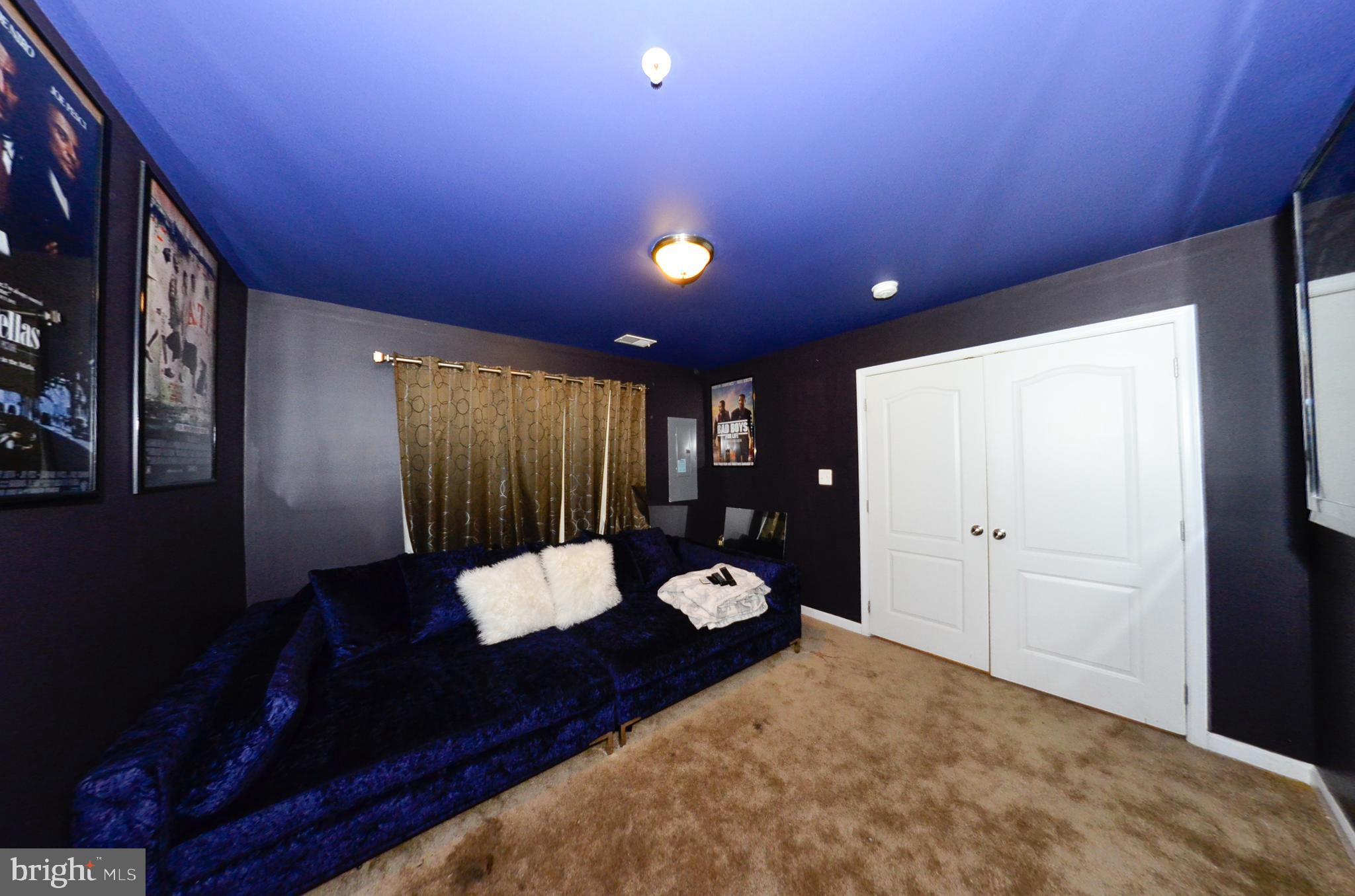 WESTPHALIA ROW - Residential