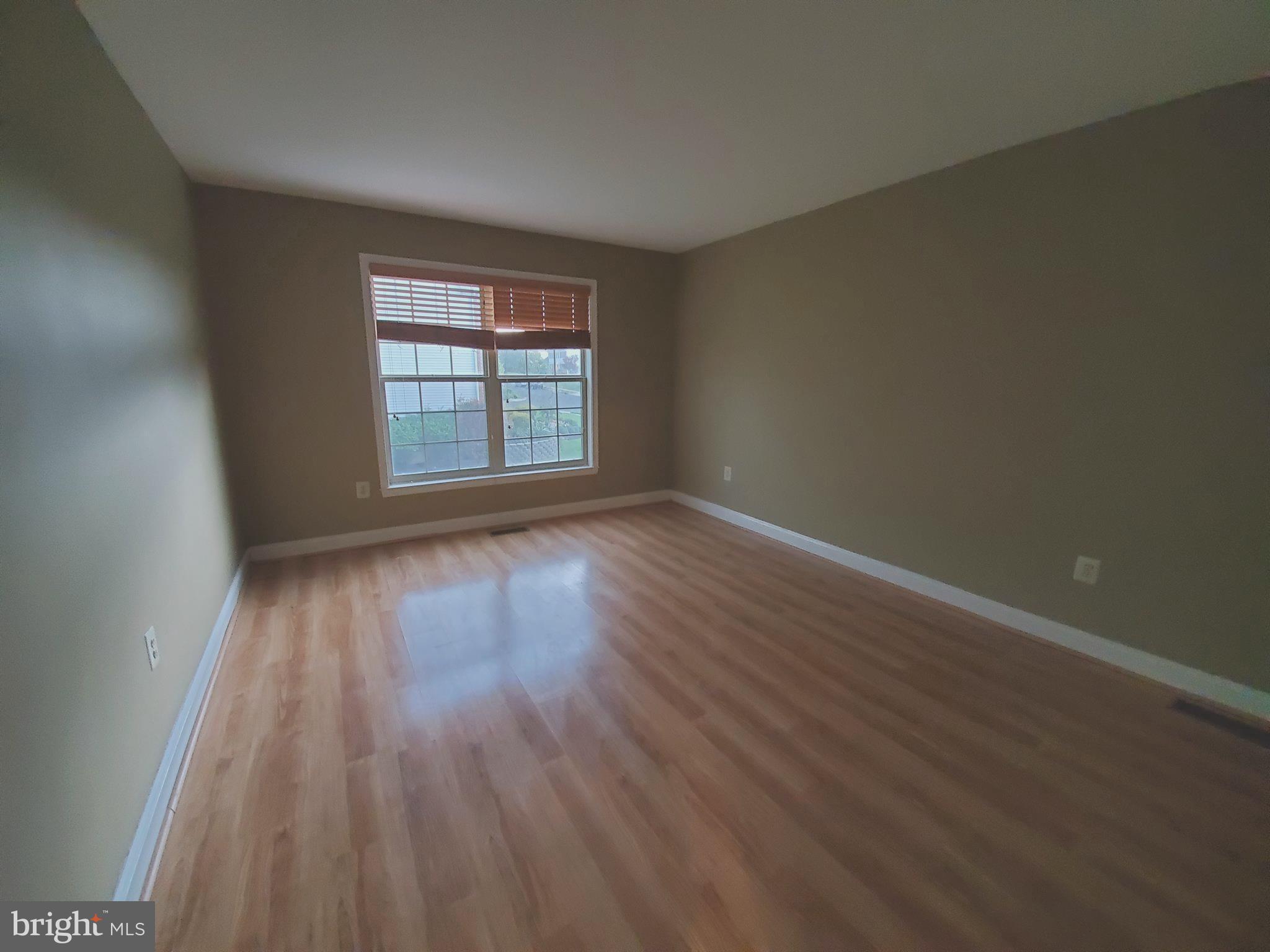 HEATHER RIDGE - Residential Lease