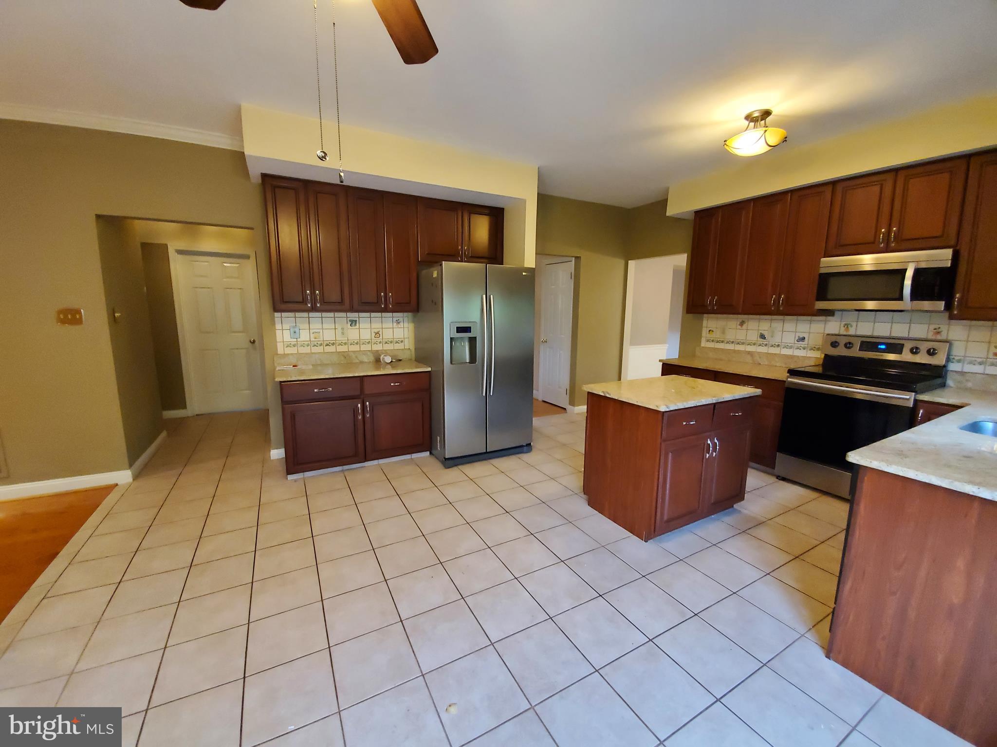HEATHER RIDGE - Residential Lease