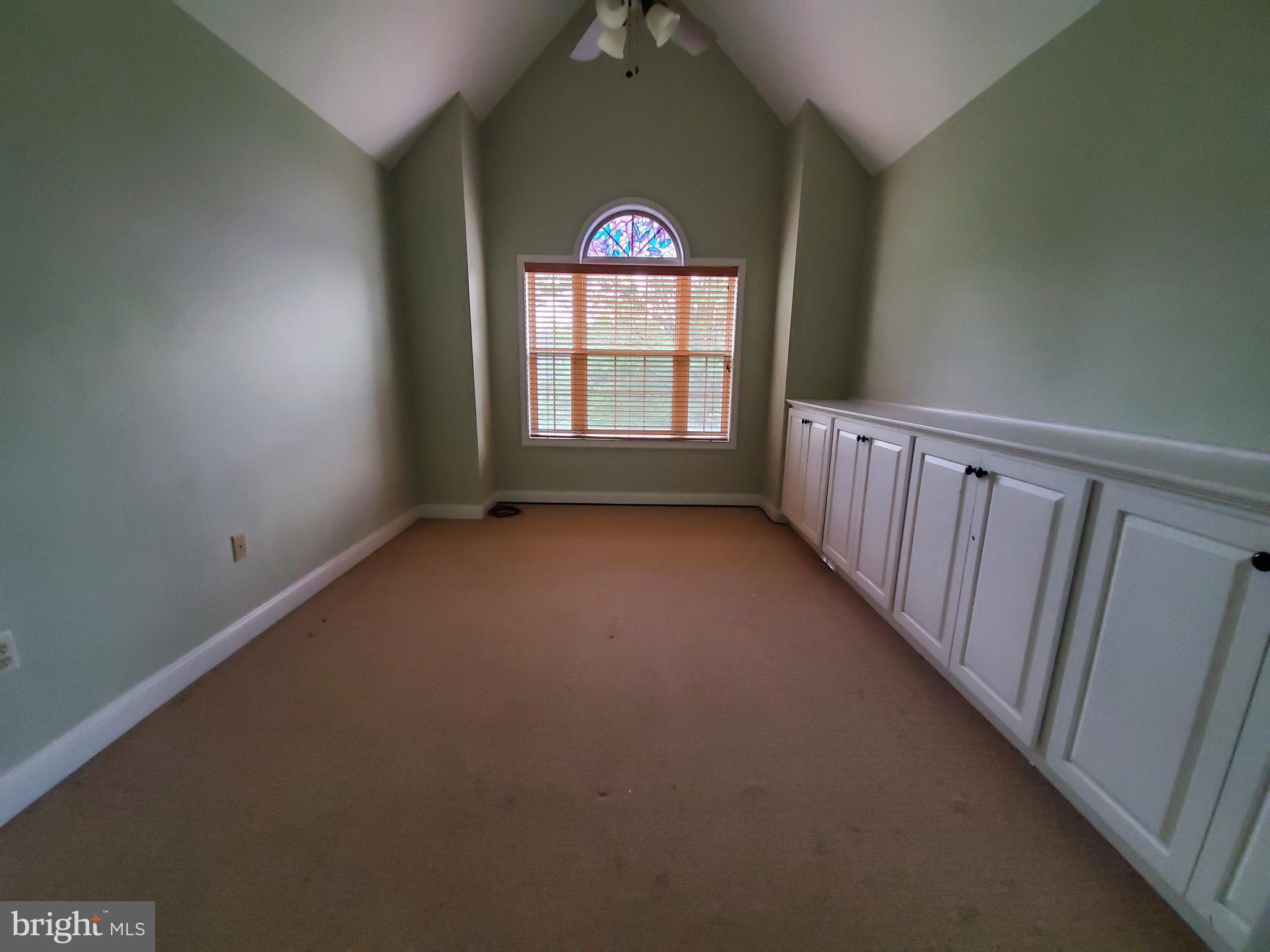 HEATHER RIDGE - Residential Lease