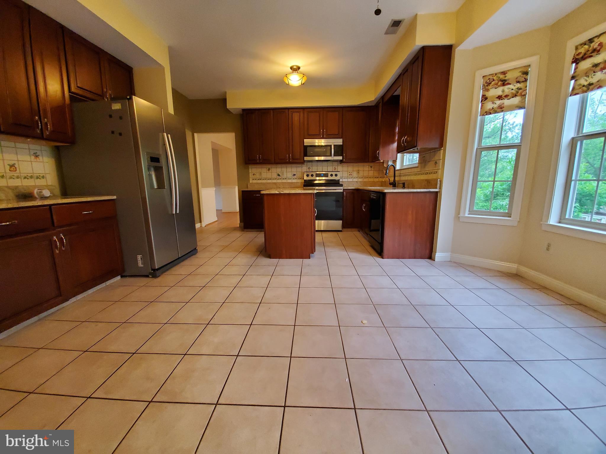 HEATHER RIDGE - Residential Lease