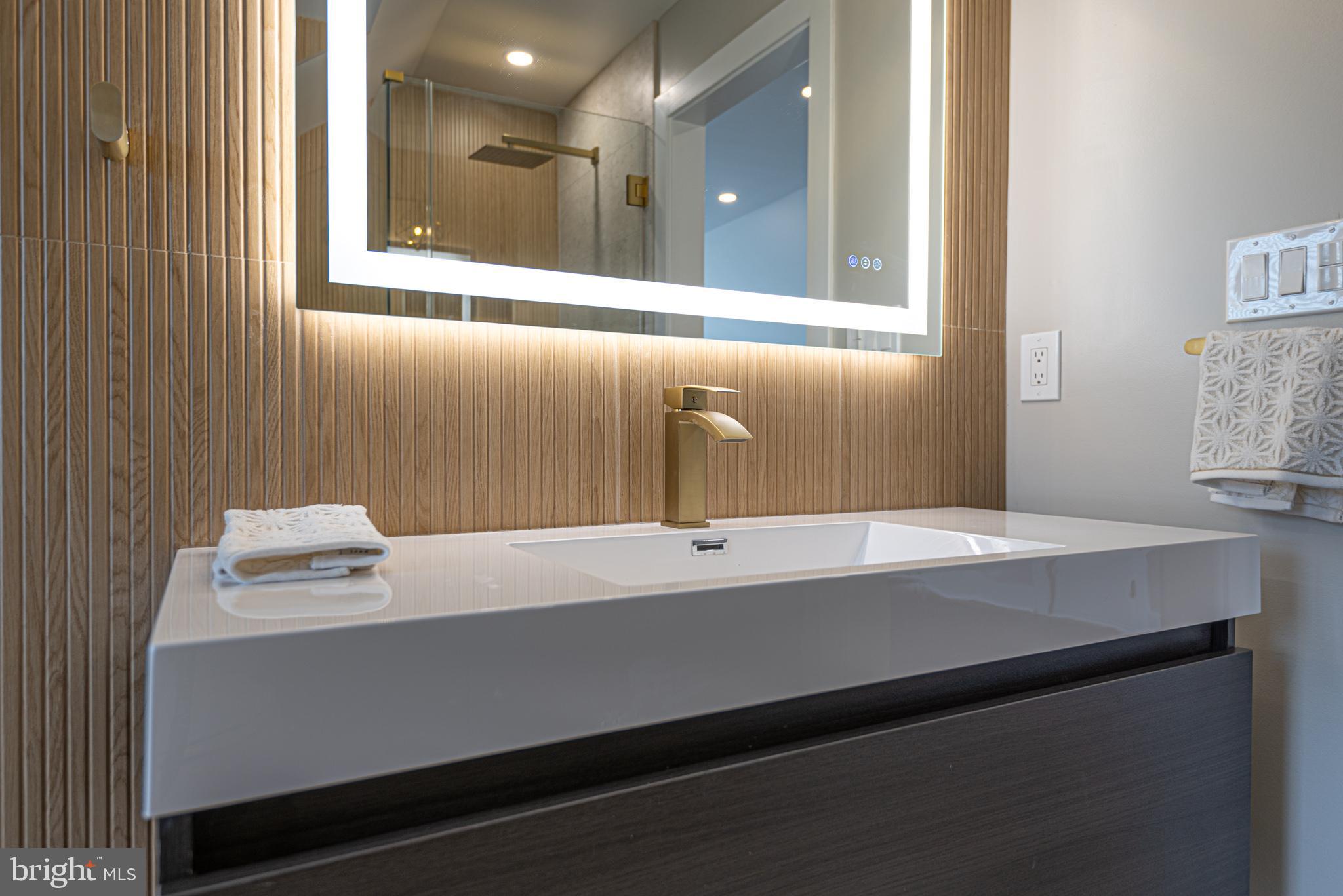 LITTLE SALISBURY - Residential