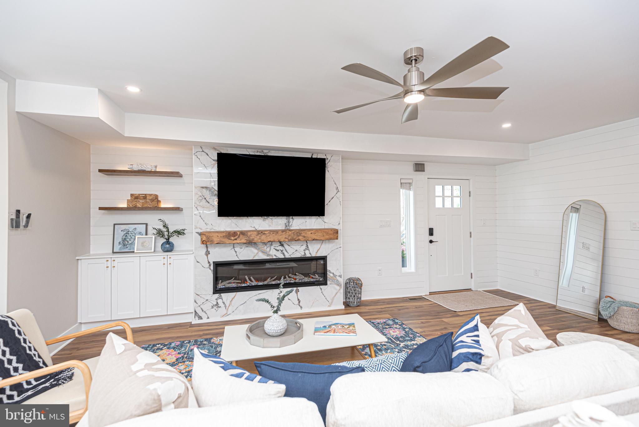 LITTLE SALISBURY - Residential