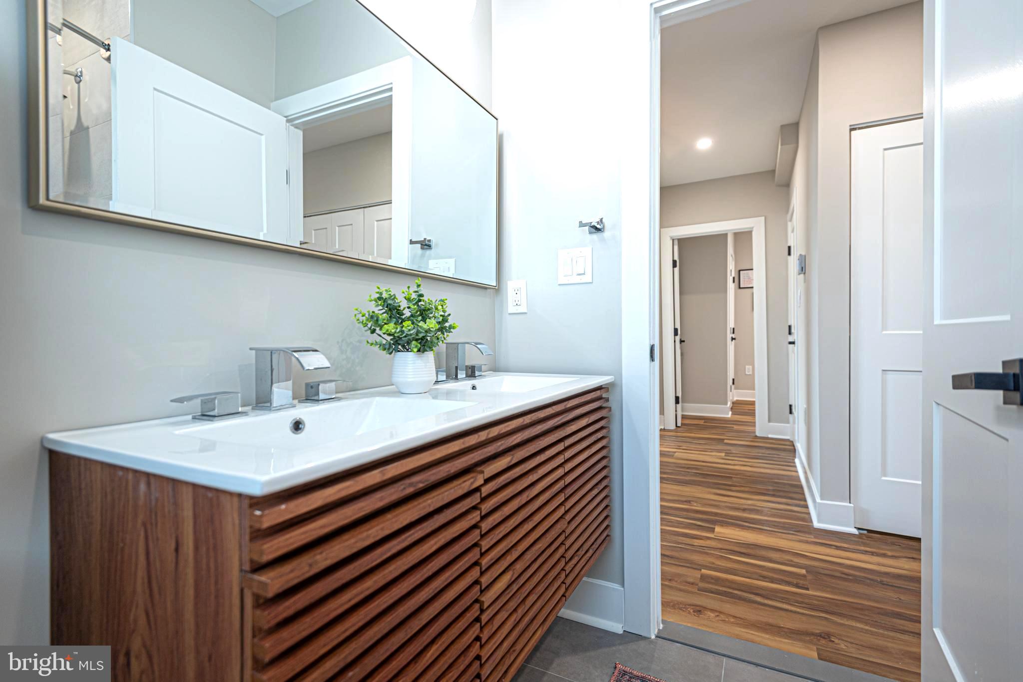 LITTLE SALISBURY - Residential