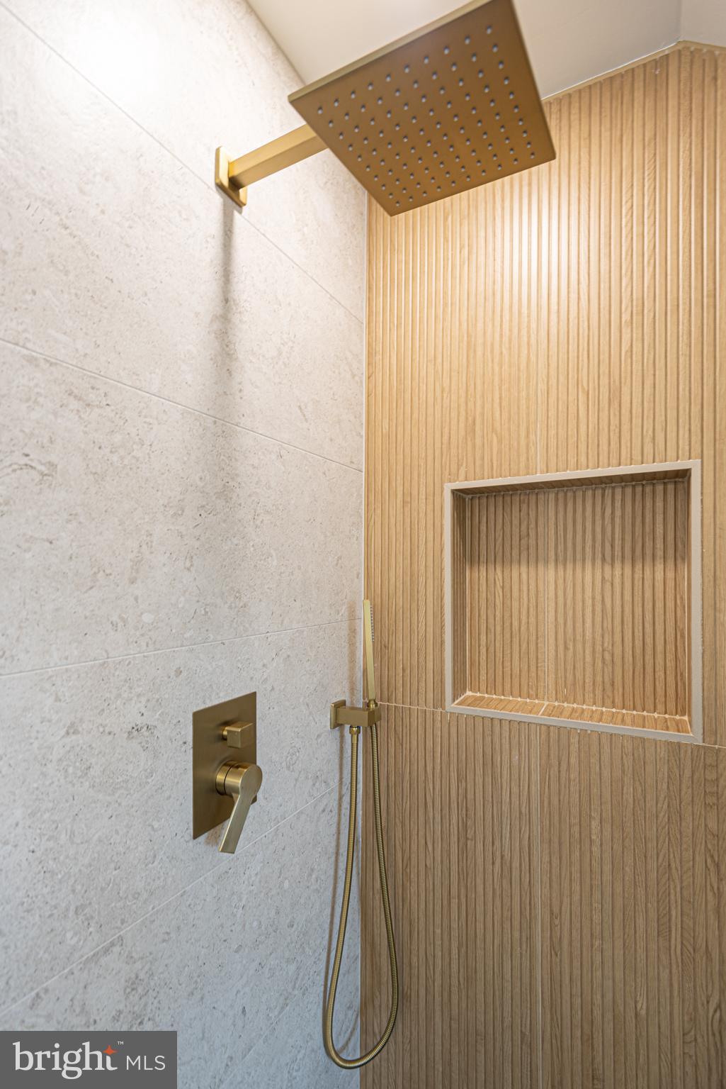 LITTLE SALISBURY - Residential