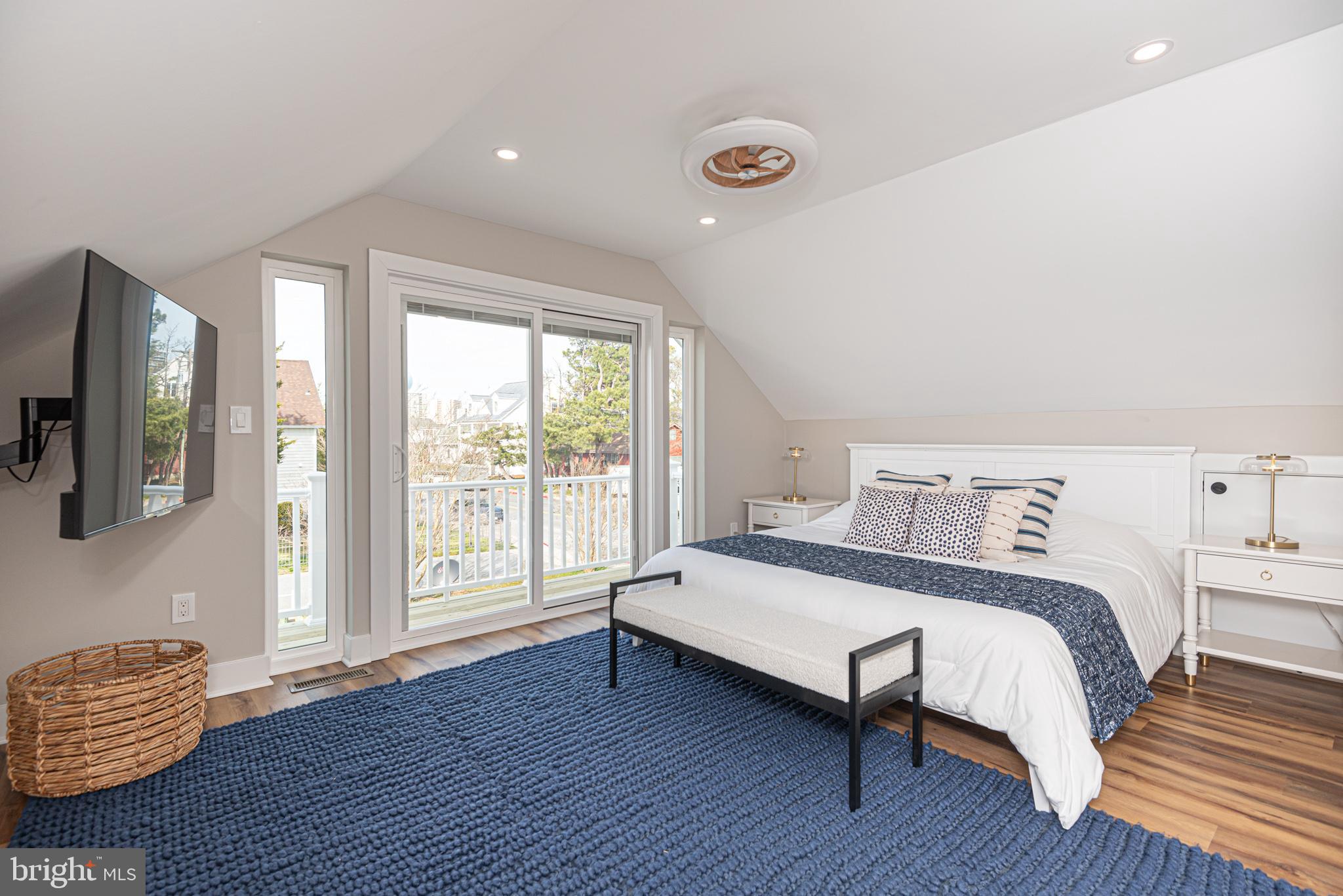 LITTLE SALISBURY - Residential