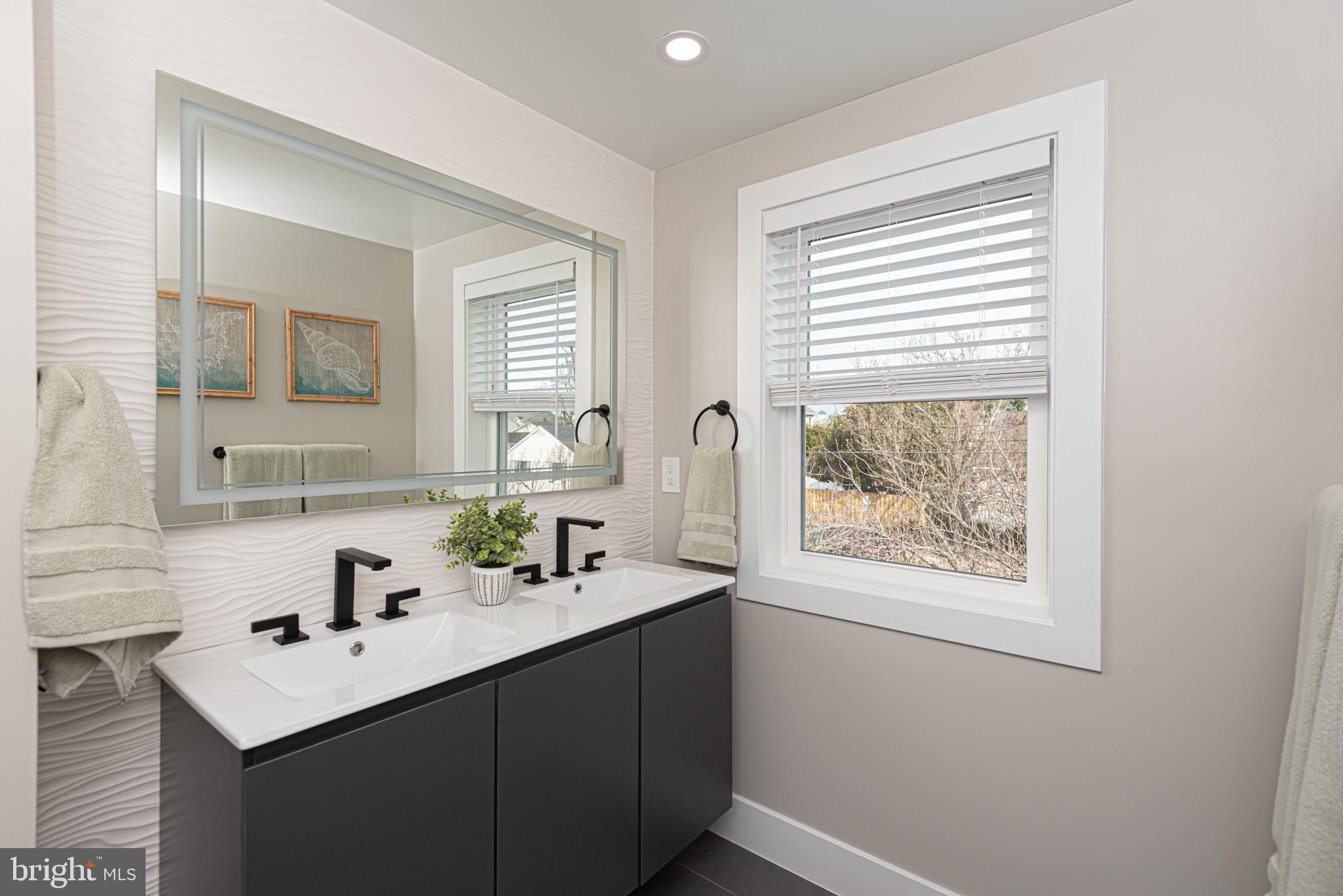 LITTLE SALISBURY - Residential