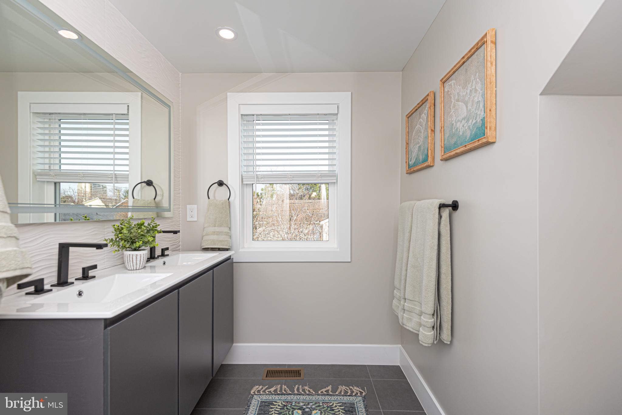 LITTLE SALISBURY - Residential