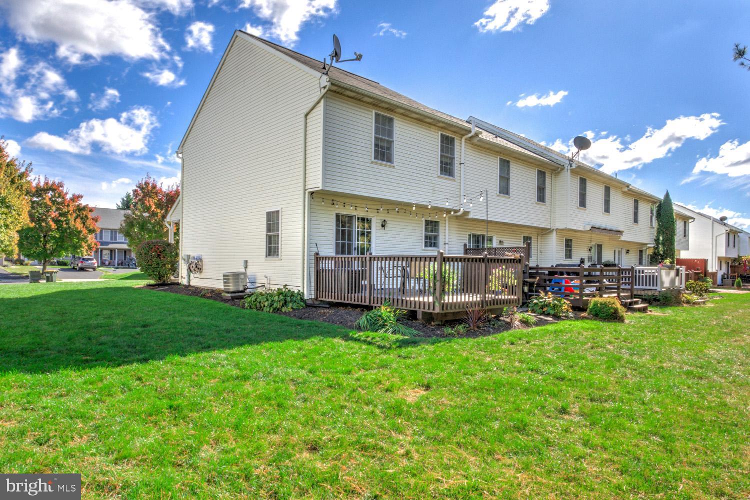 MALLARD PONDS - Residential