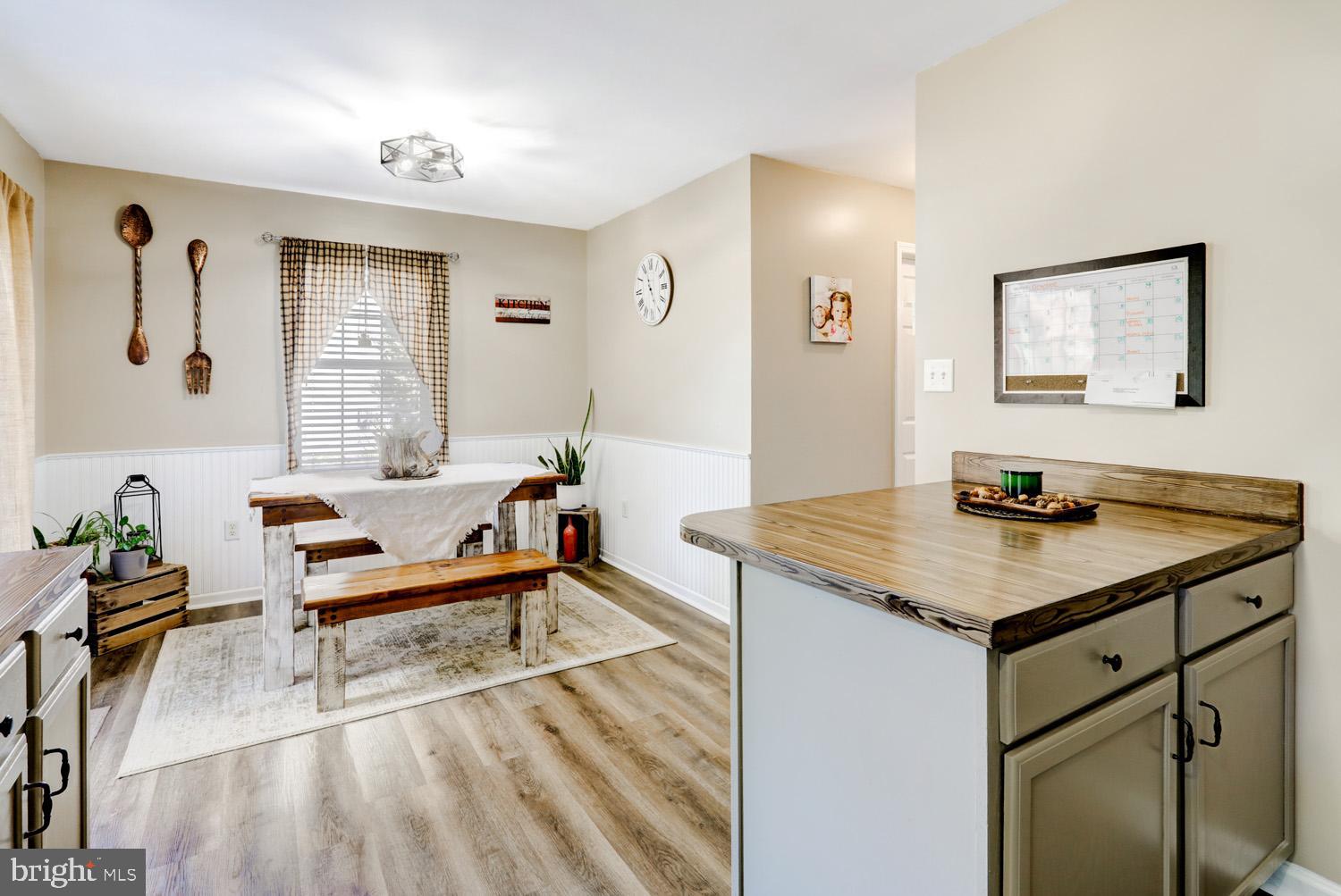 MALLARD PONDS - Residential