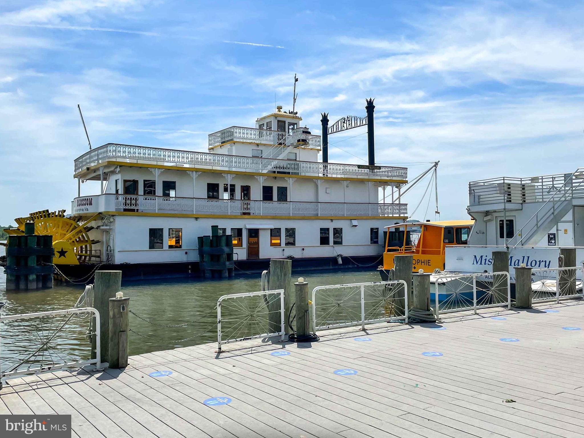 HISTORIC OLD TOWN - Residential