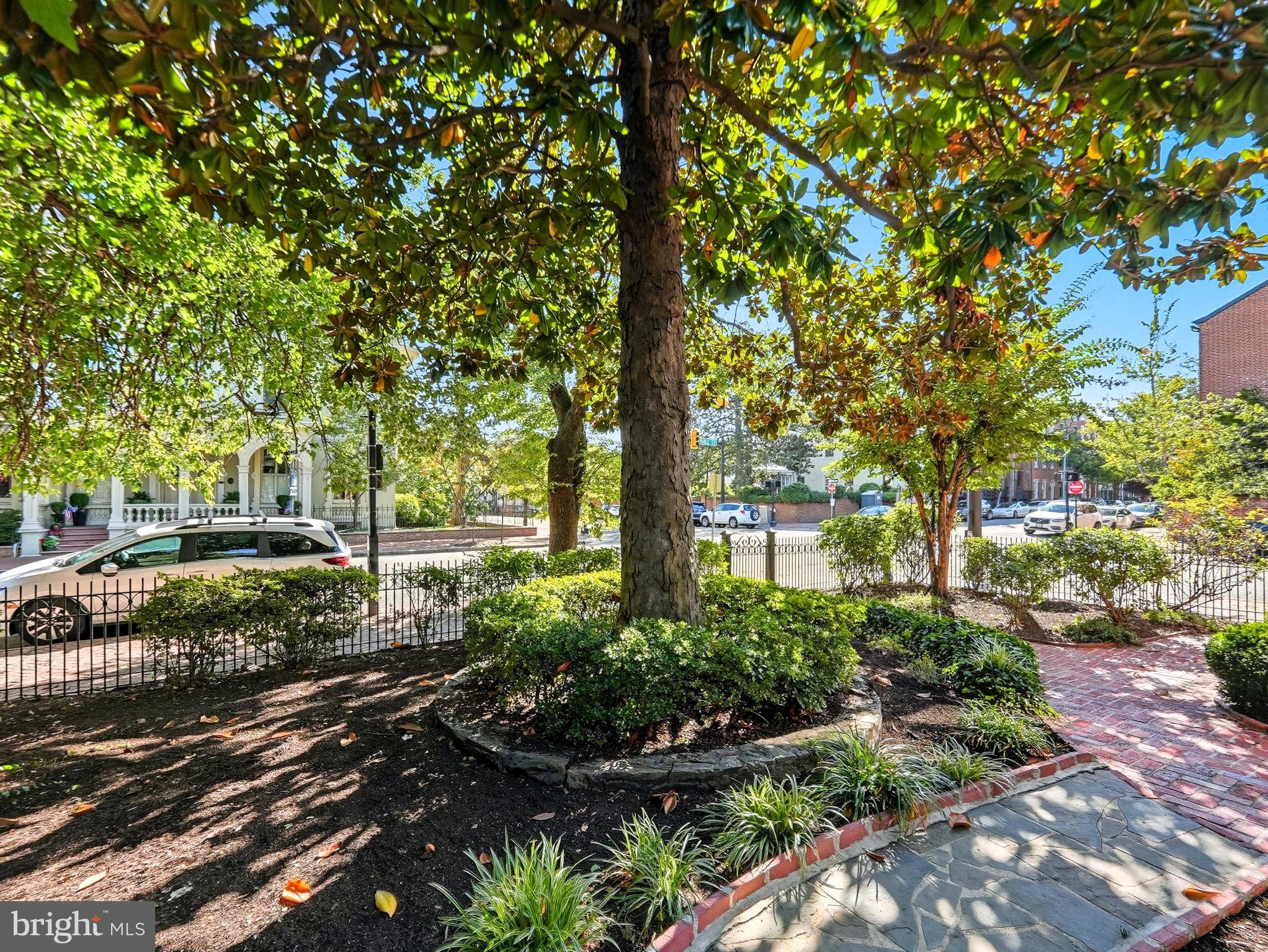 HISTORIC OLD TOWN - Residential