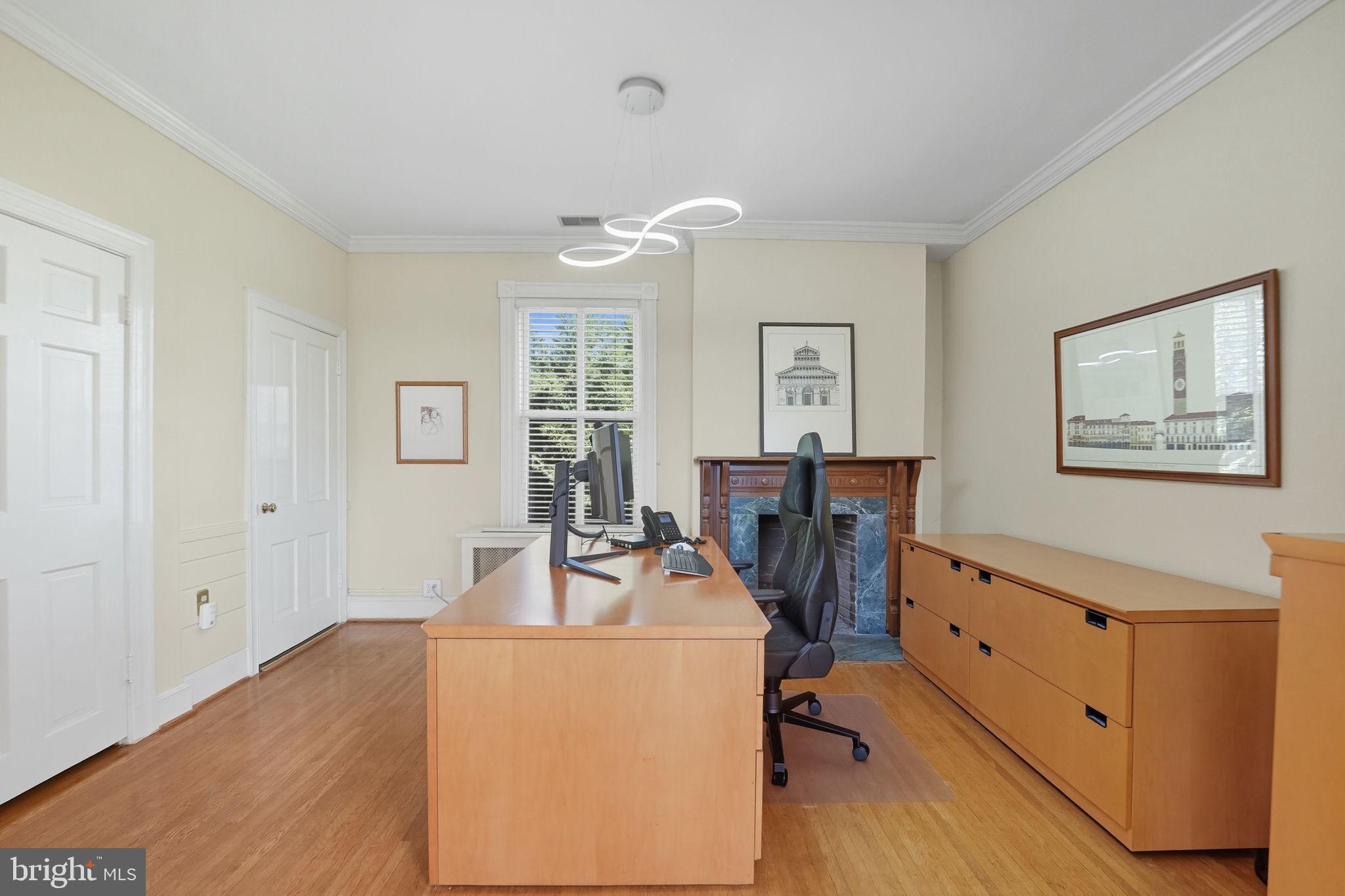 HISTORIC OLD TOWN - Residential