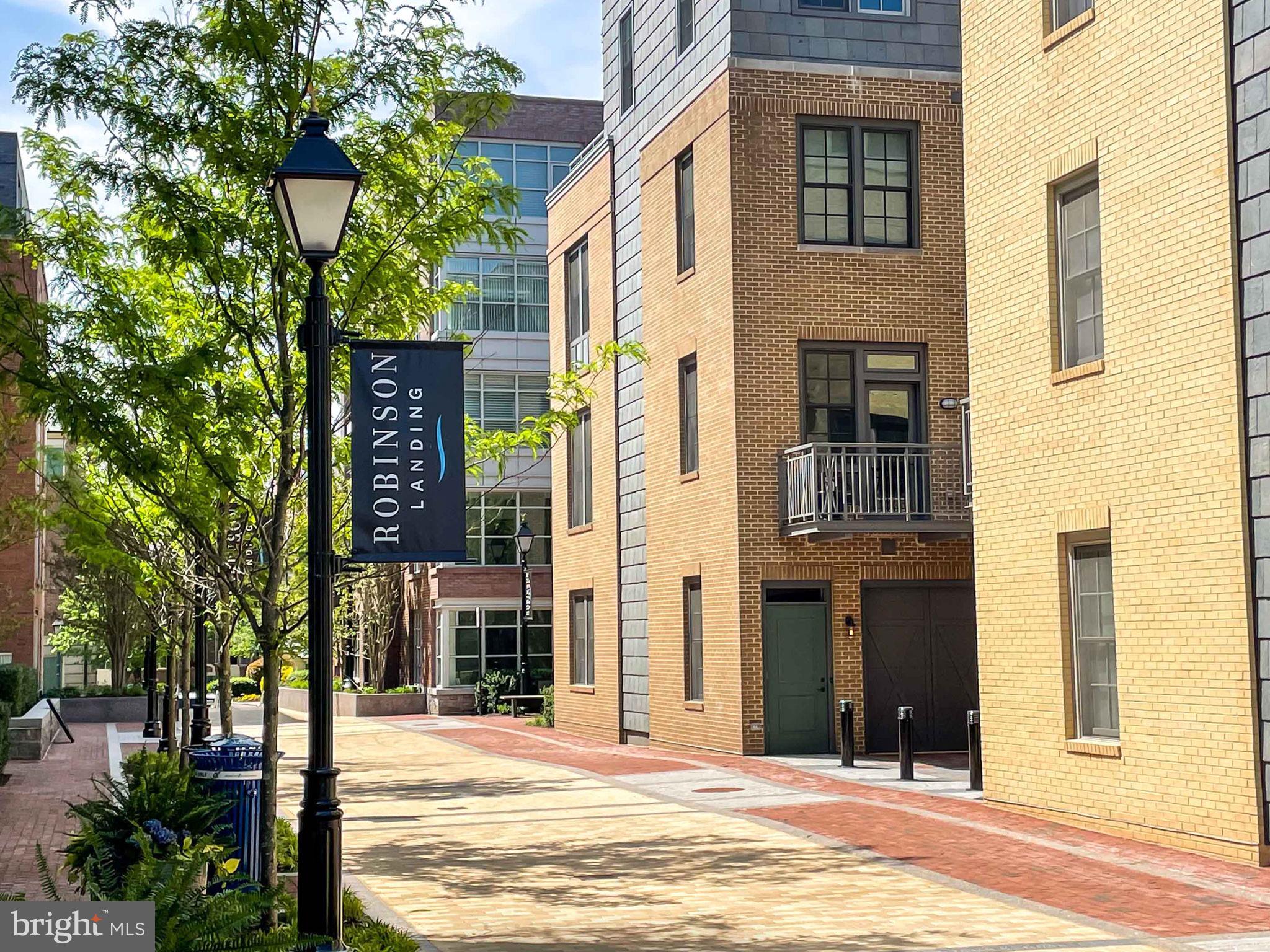 HISTORIC OLD TOWN - Residential