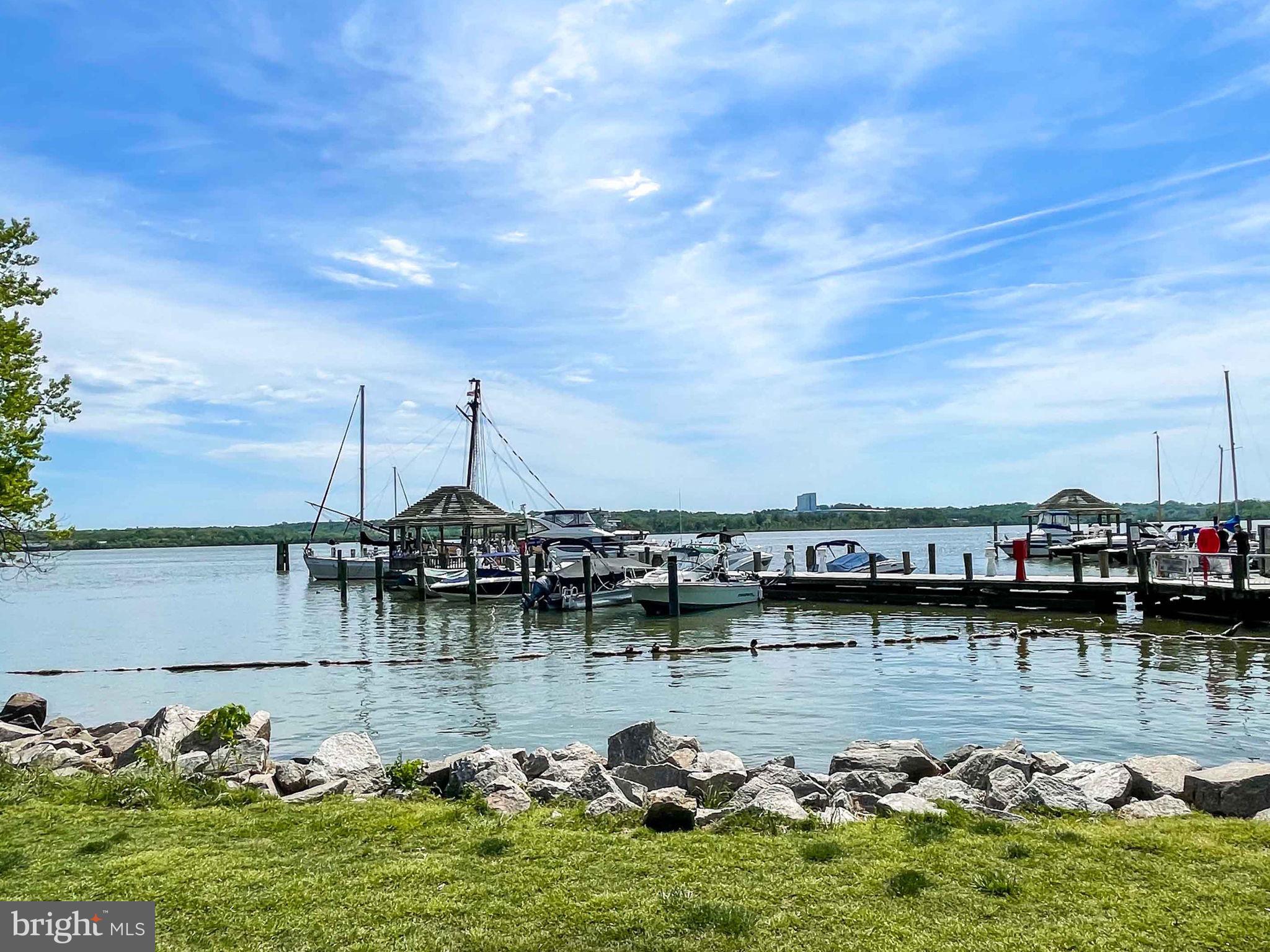 HISTORIC OLD TOWN - Residential