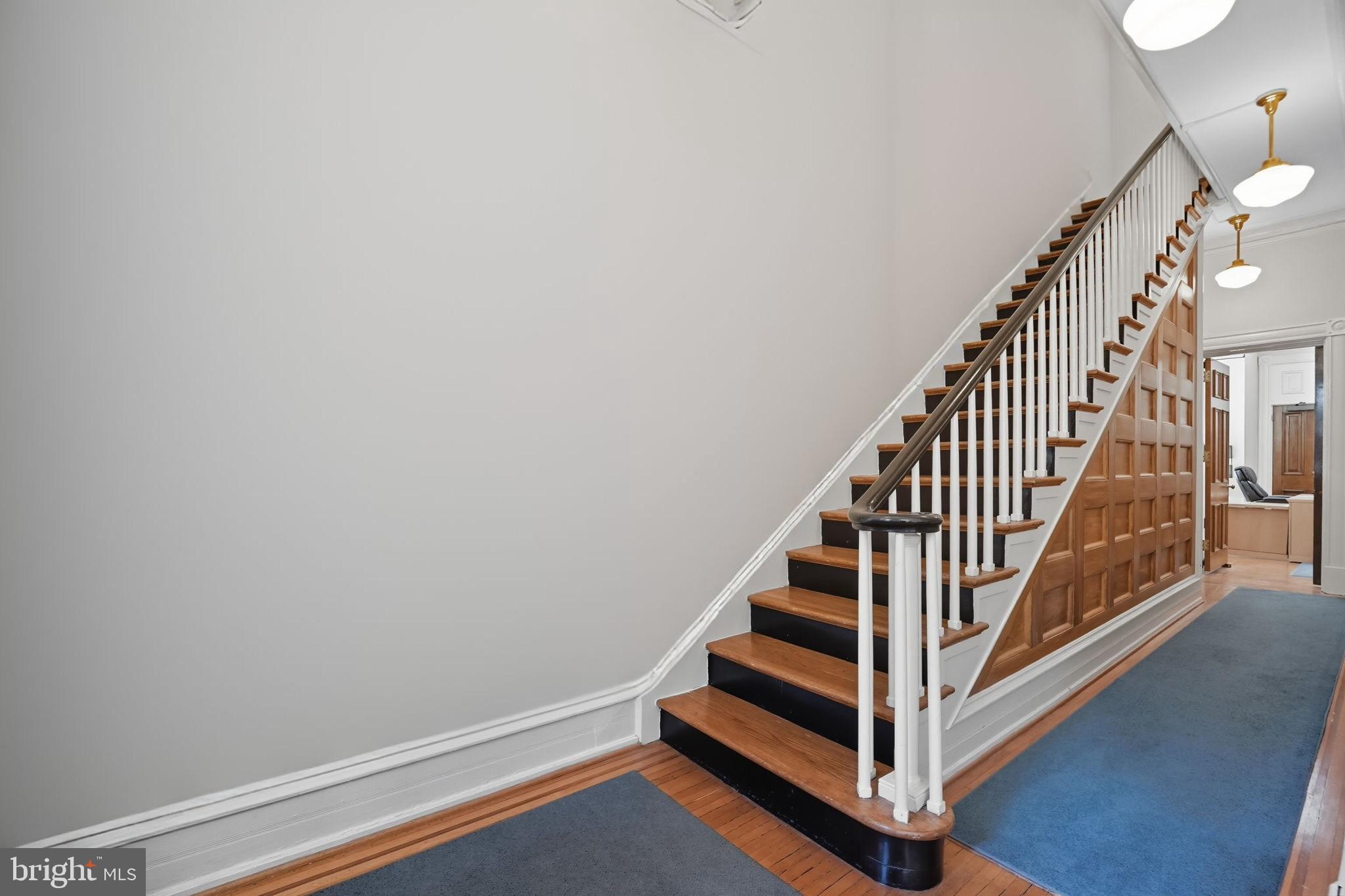 HISTORIC OLD TOWN - Residential