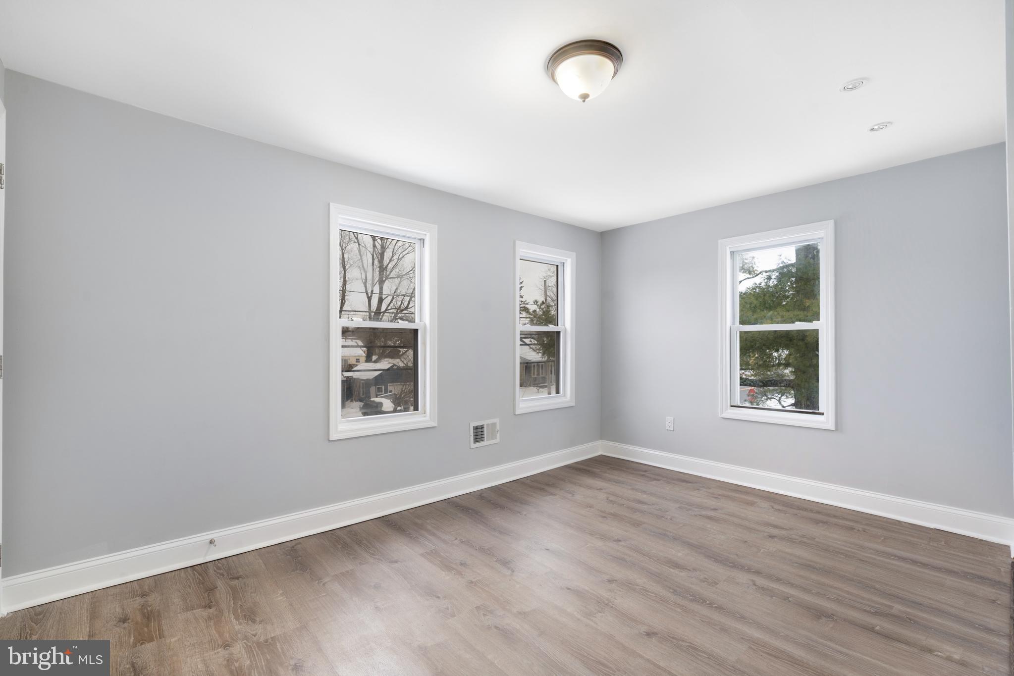 CHERRY HILL PARK - Residential