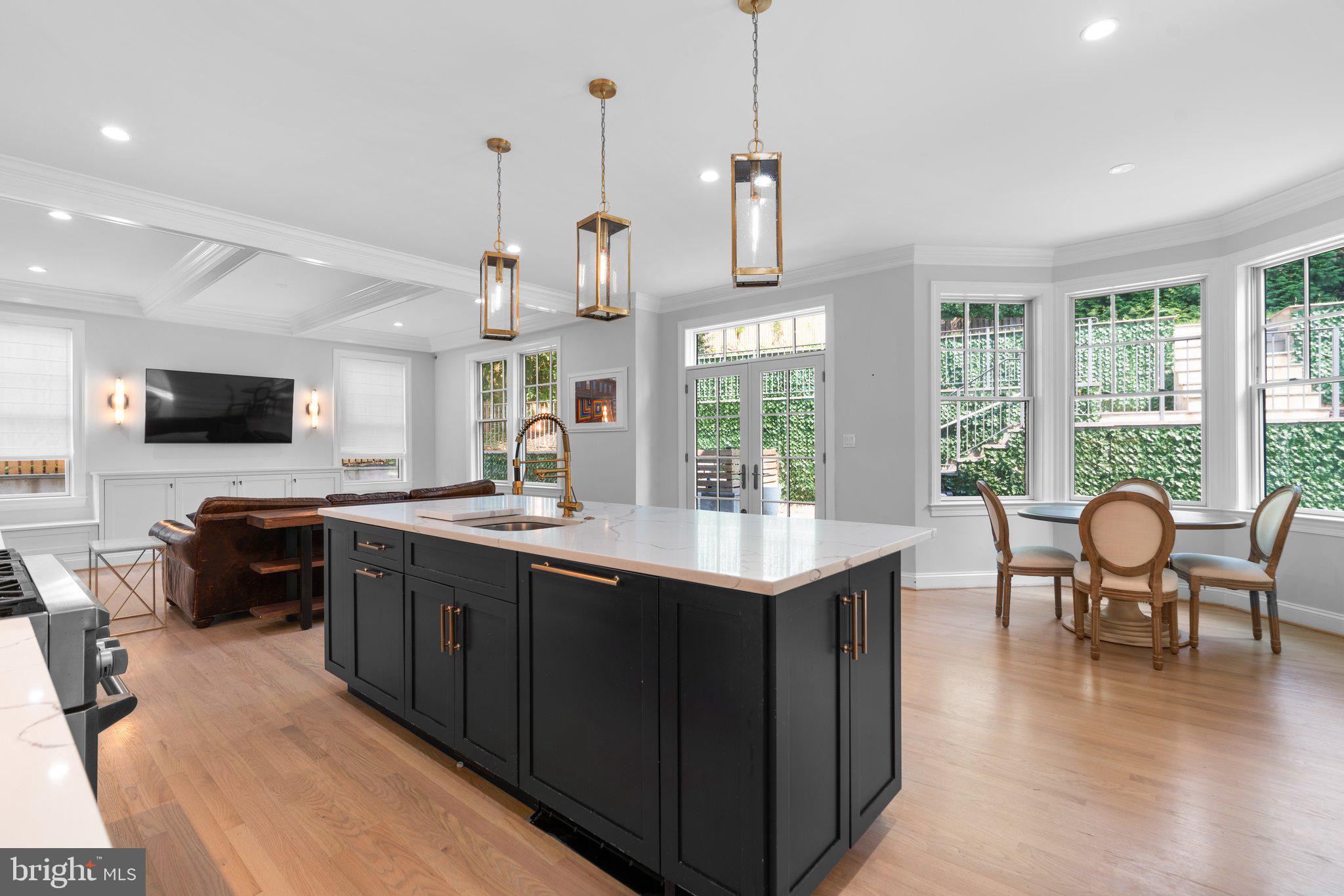 ROLLINGWOOD - Residential