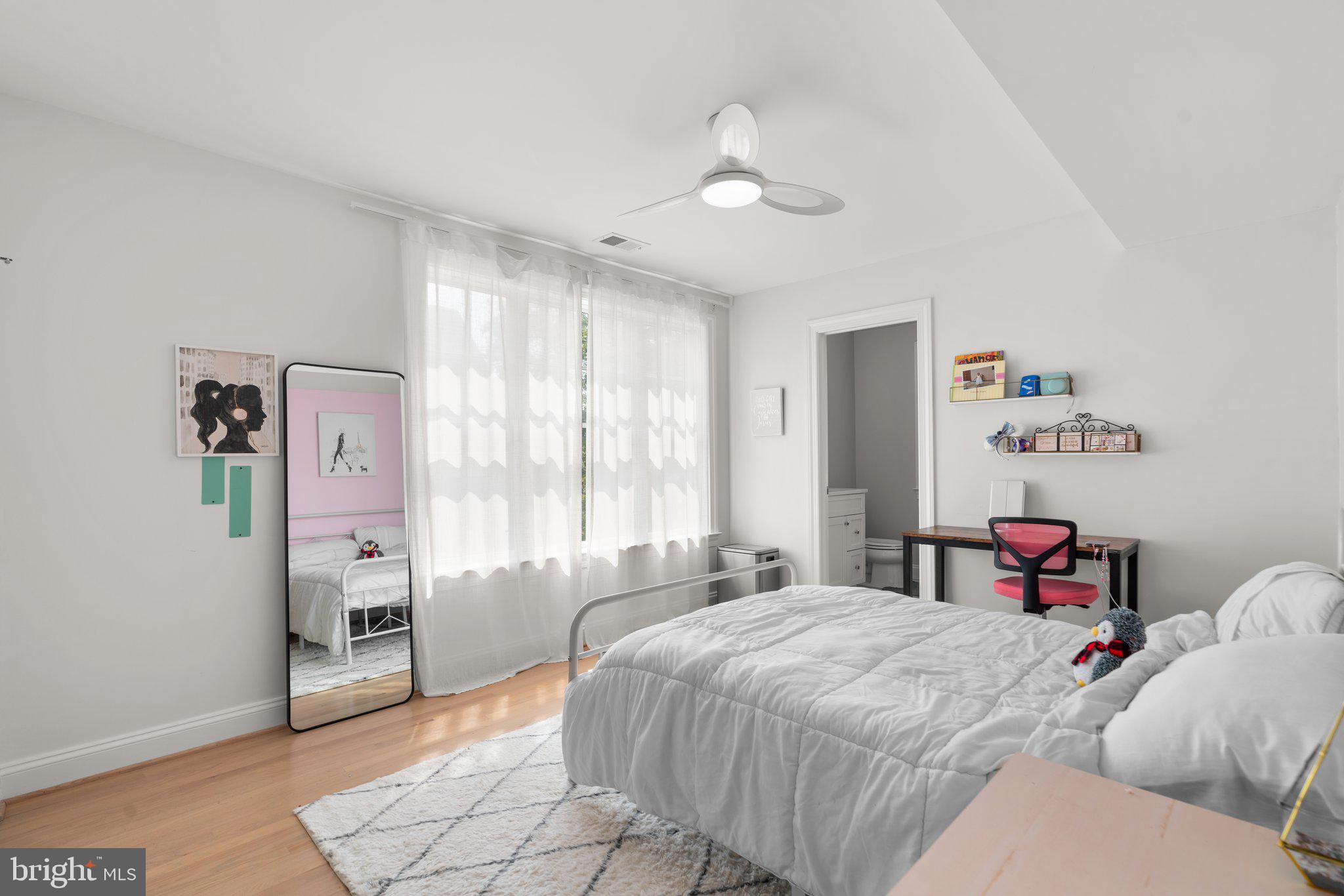 ROLLINGWOOD - Residential